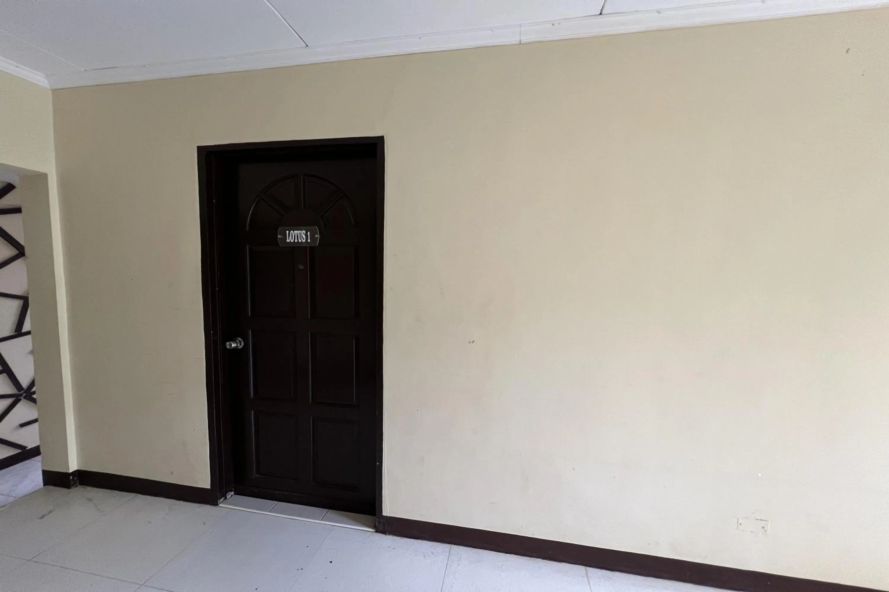 Property building in Vista Venice Resort