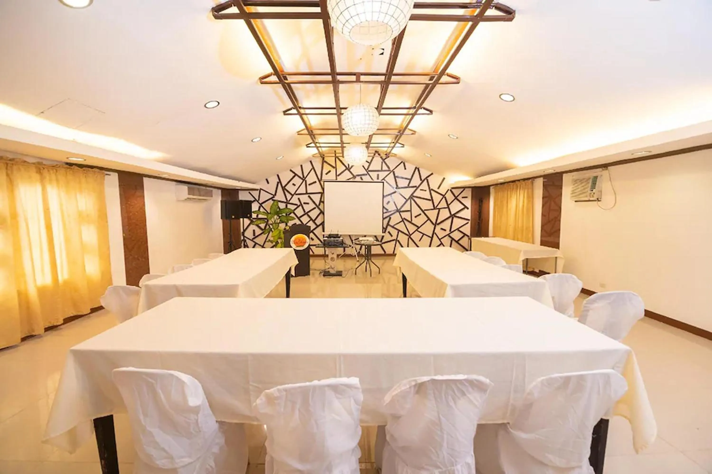 Meeting/conference room in Vista Venice Resort