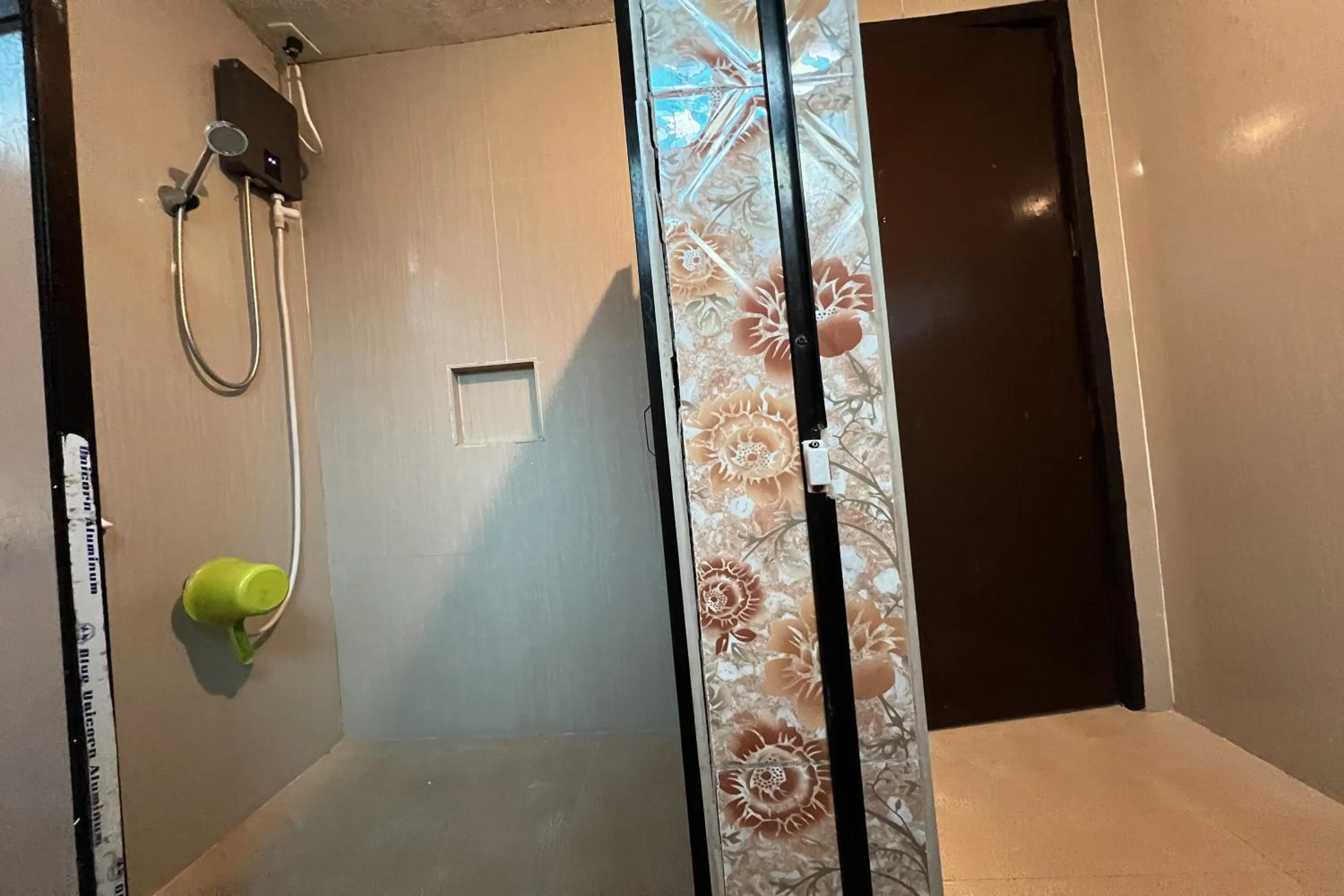 Bathroom, Bed in Vista Venice Resort