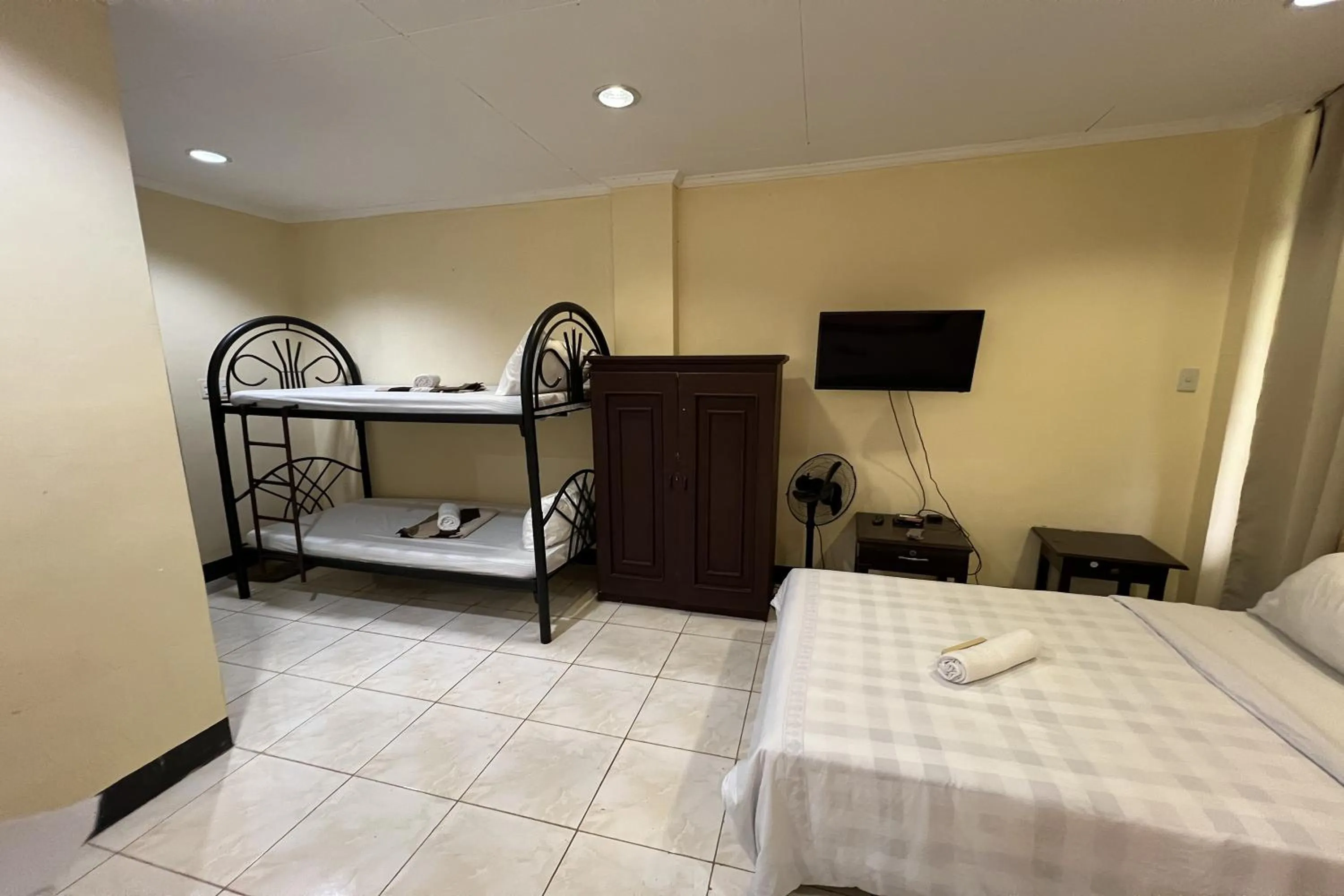 Bedroom, Bed in Vista Venice Resort