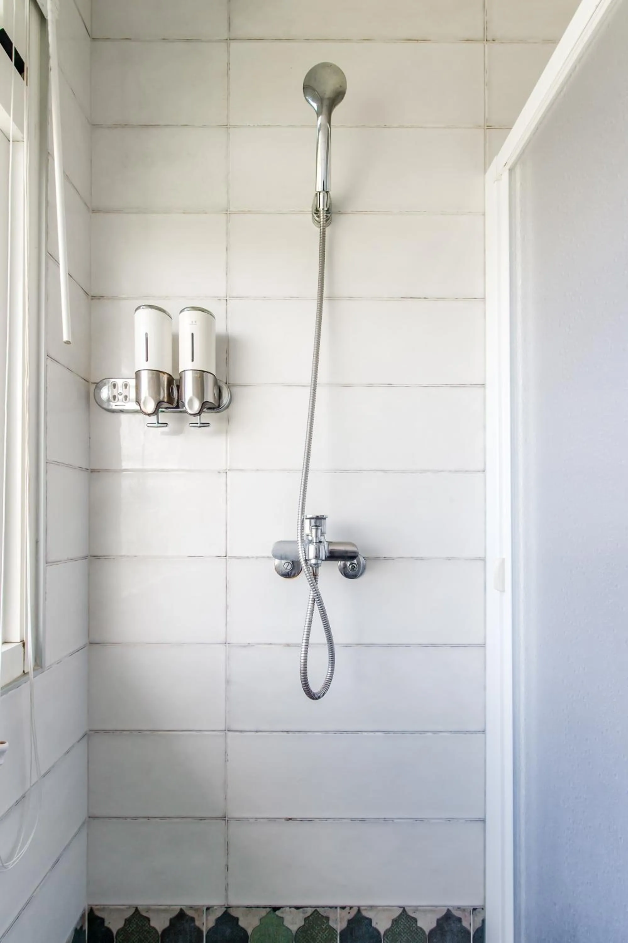 Shower in Wilderness1138 Hualien B&B