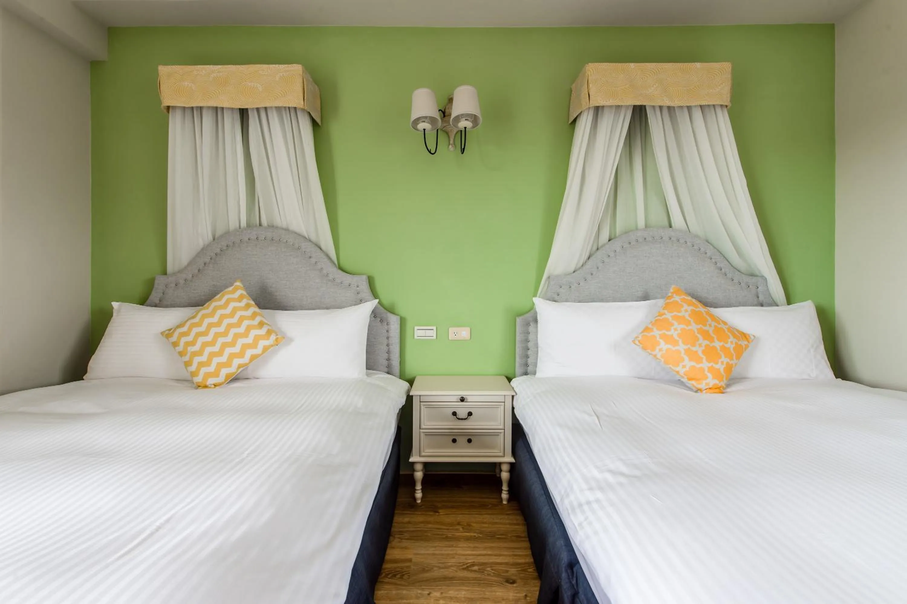 Bed in Wilderness1138 Hualien B&B