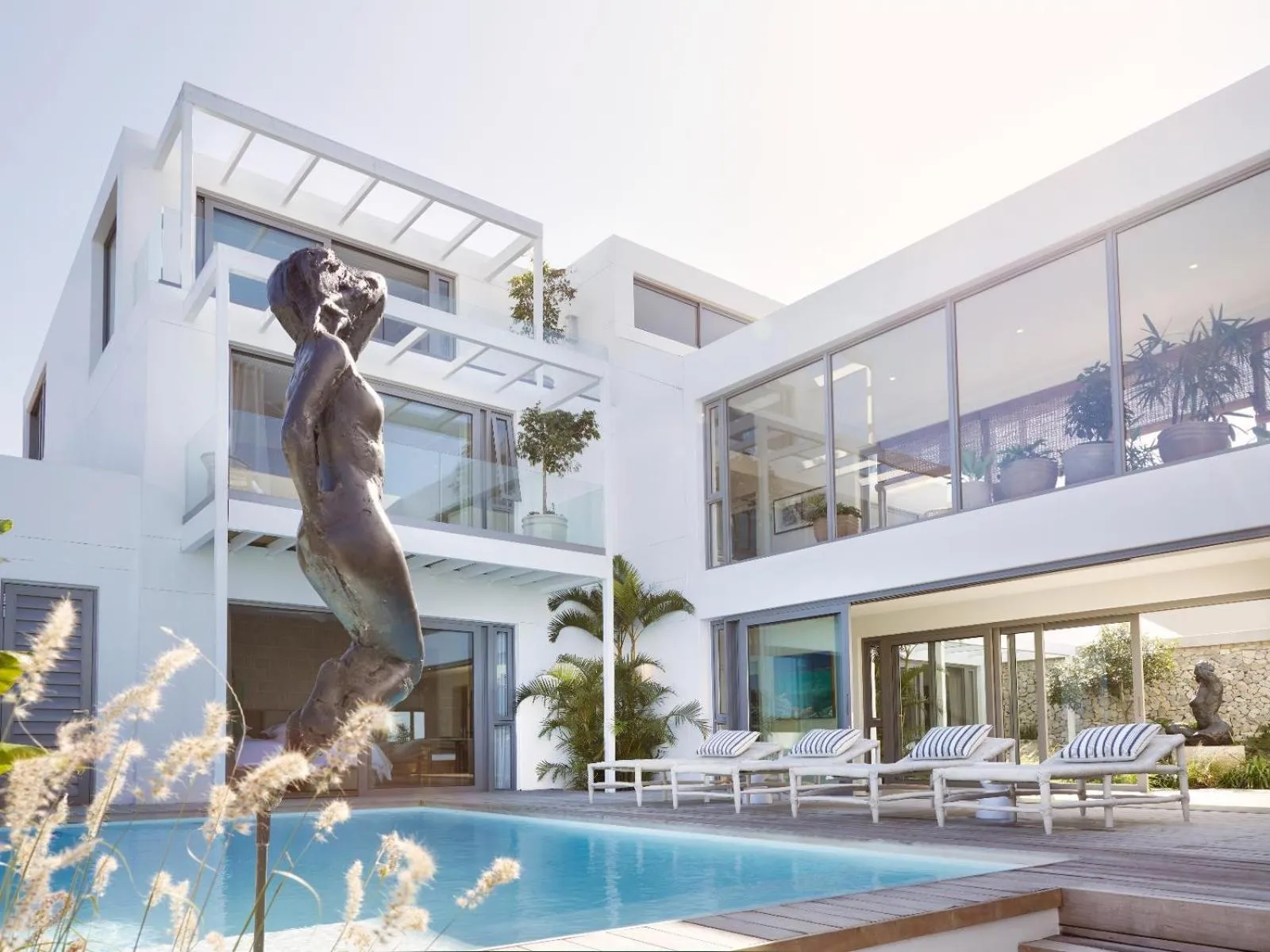 Swimming pool in Walkers Beach