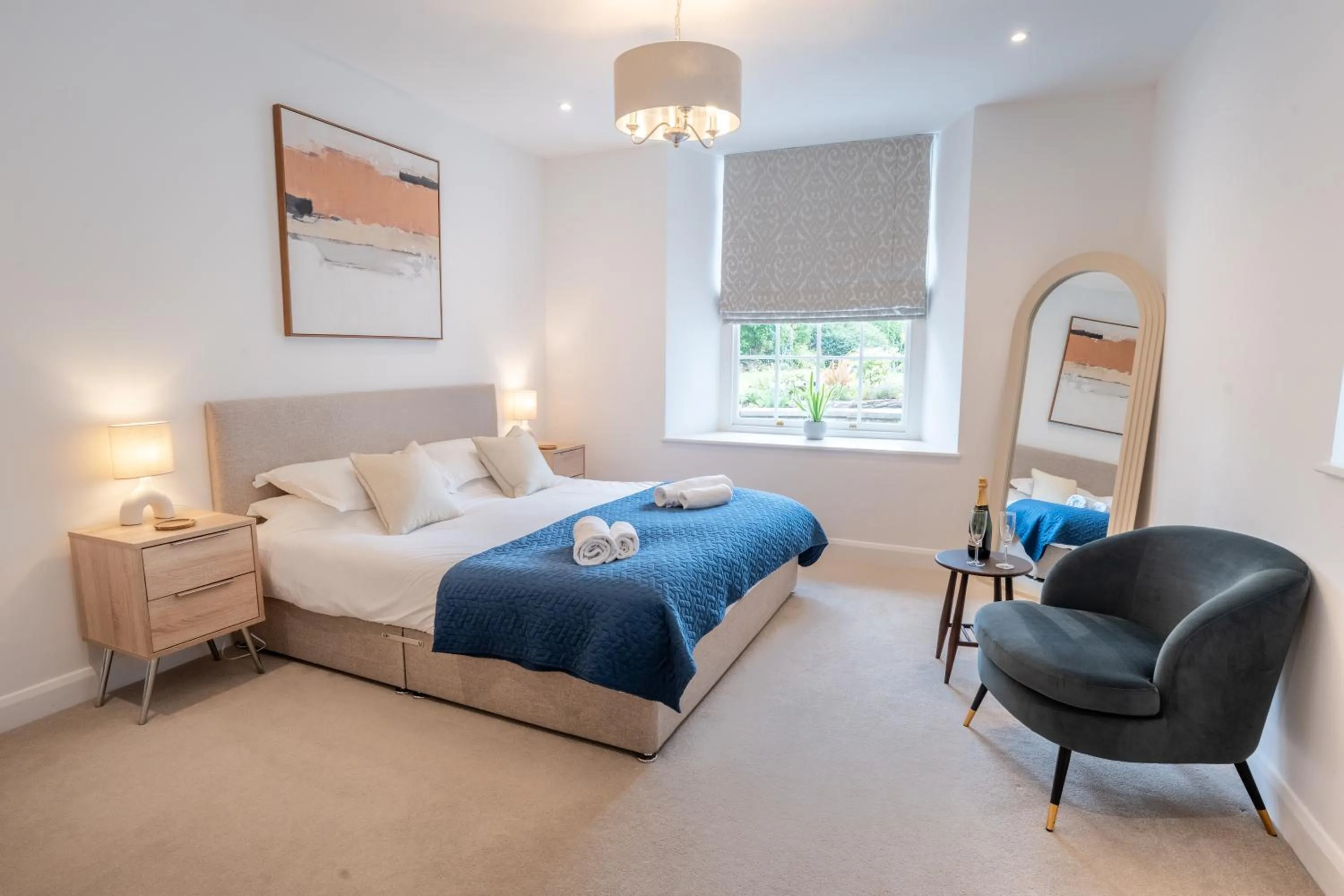 Bed in Lonsdale House Boutique Apartments