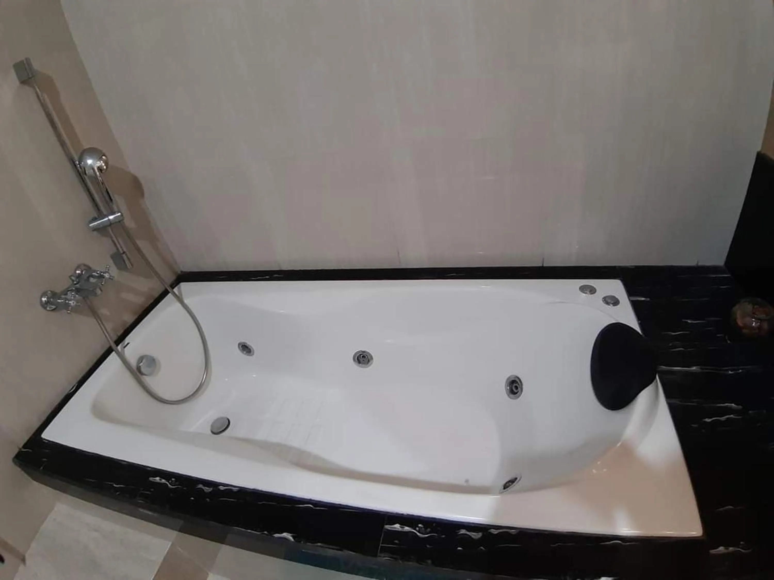 Bath in Villa Melati Residence
