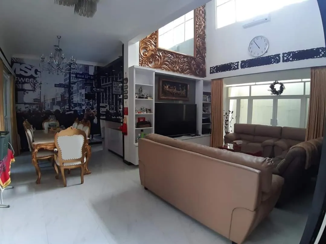 Family in Villa Melati Residence