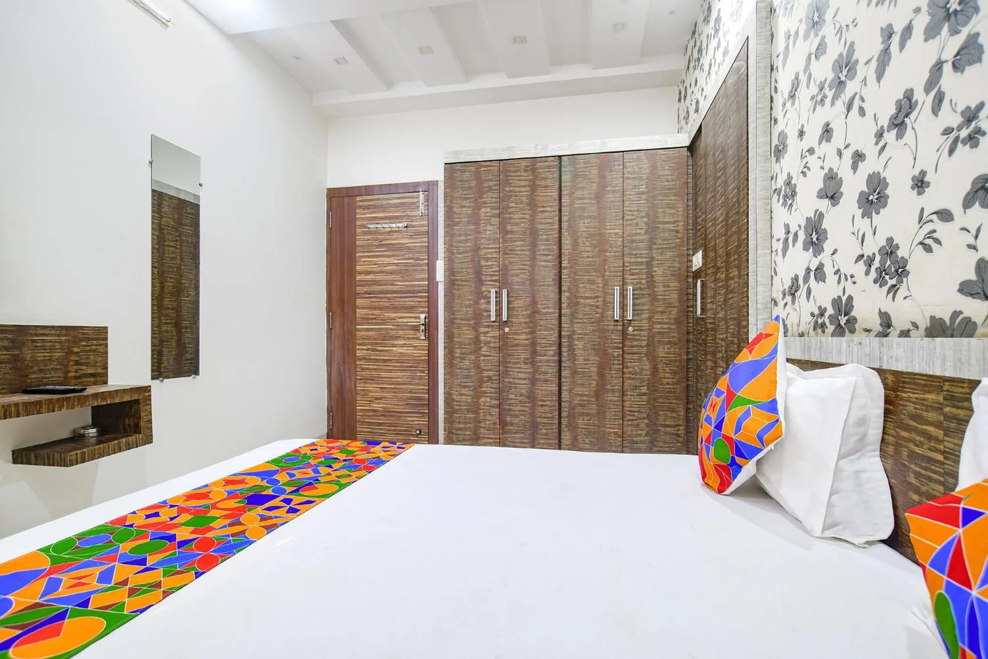 Bed in FabExpress Olive Inn