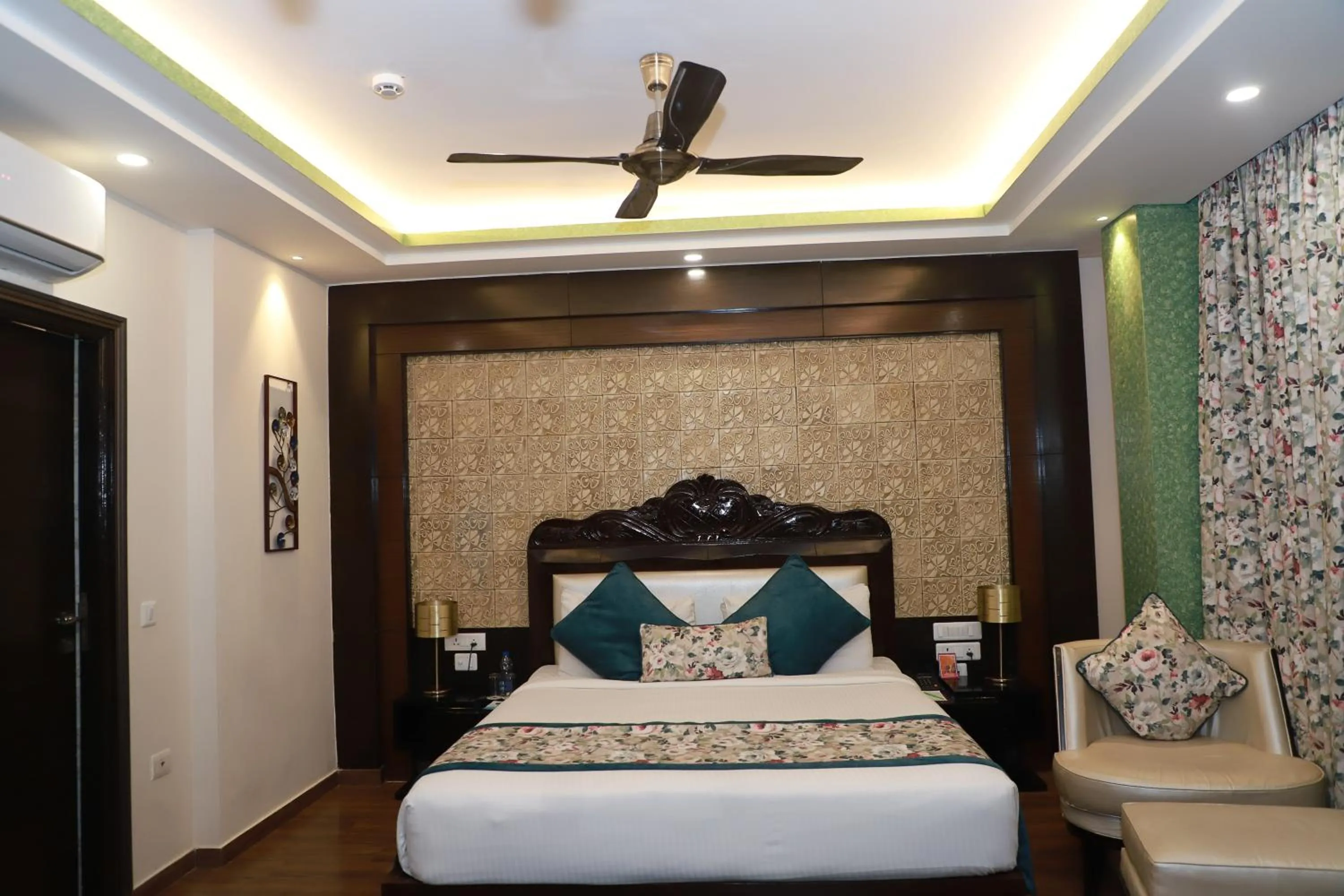 Bed in The Vaishnavi