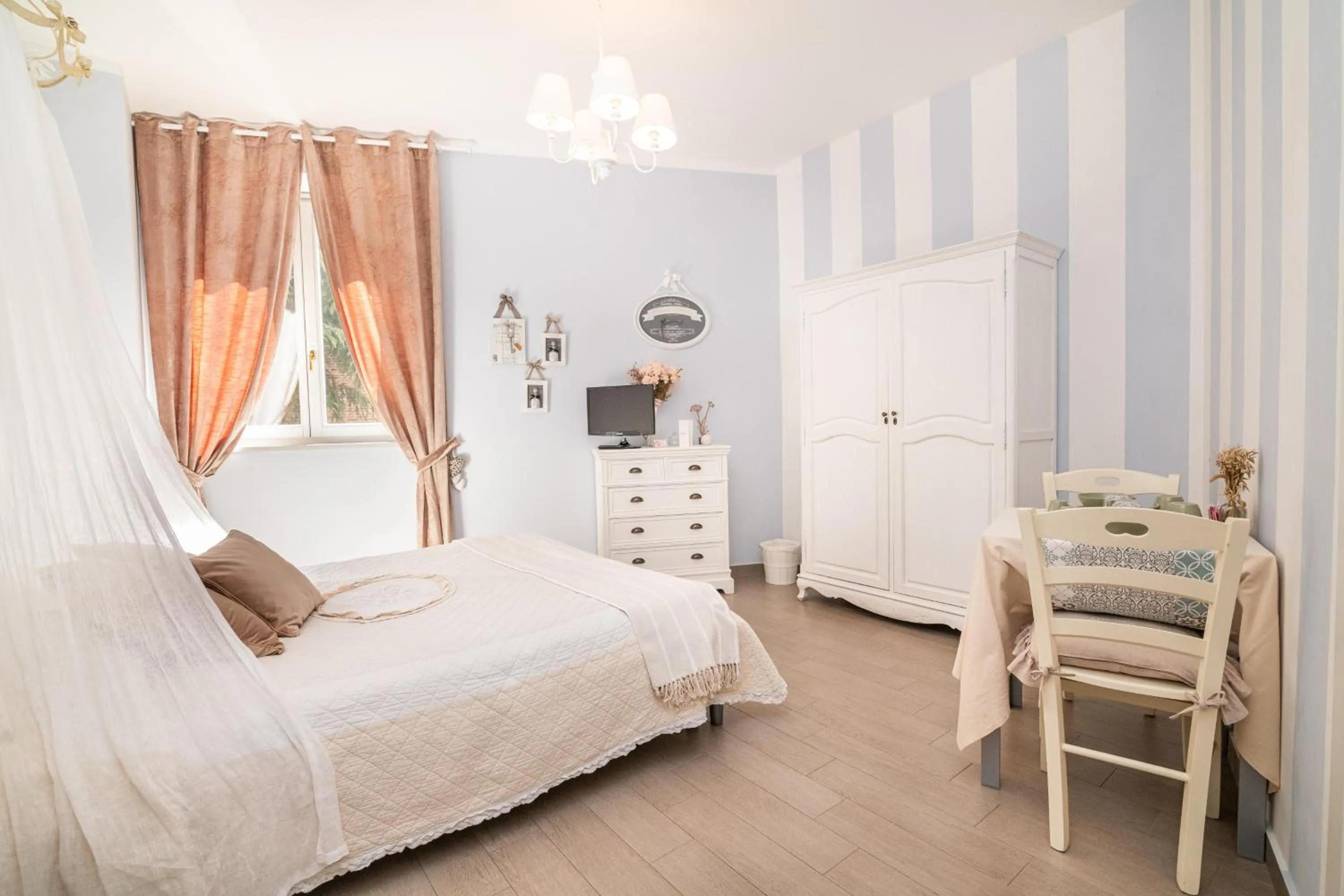 Bedroom, Bed in La Vecchia Tenenza B&B