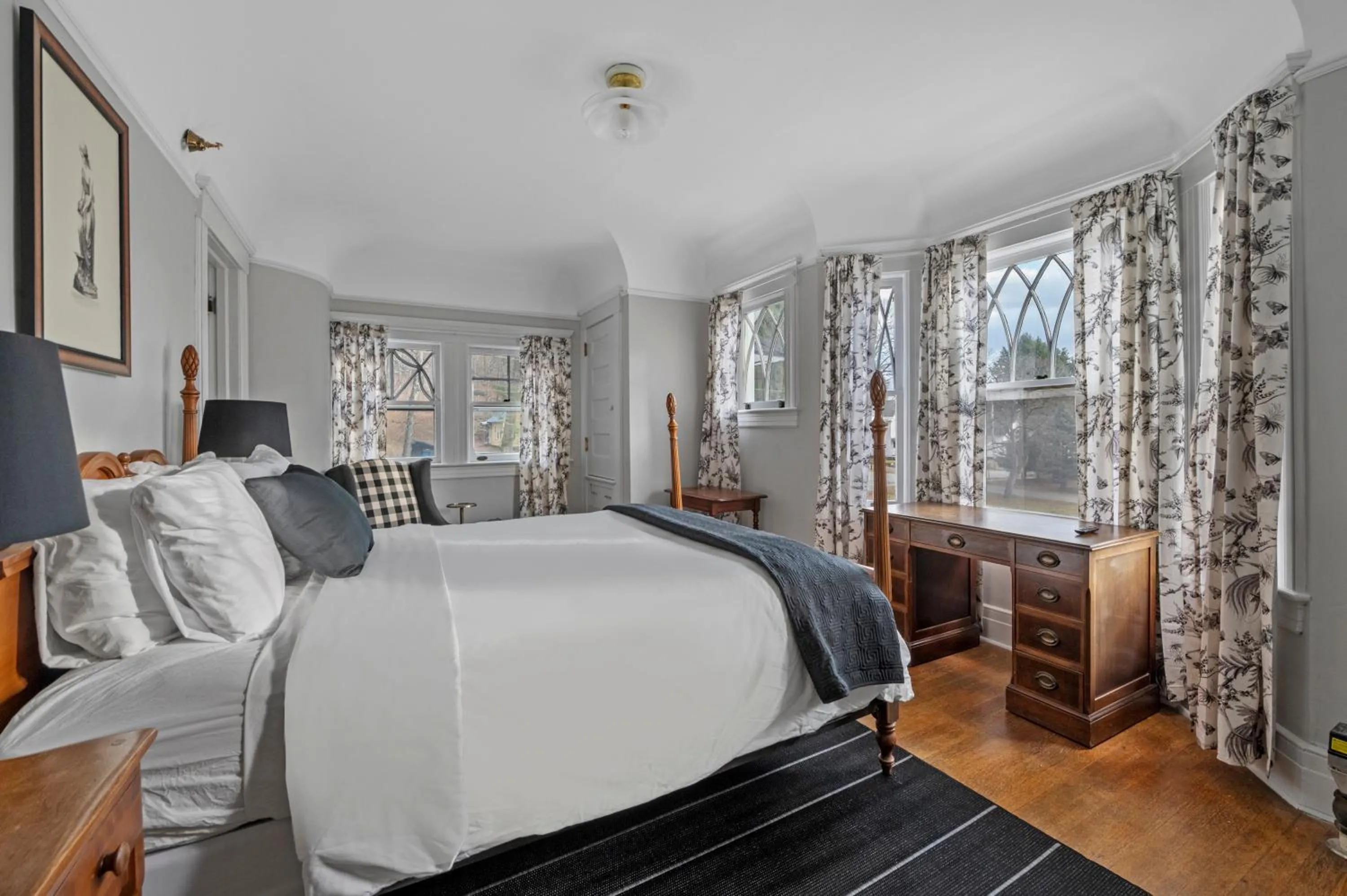 Bed in The Hartness House