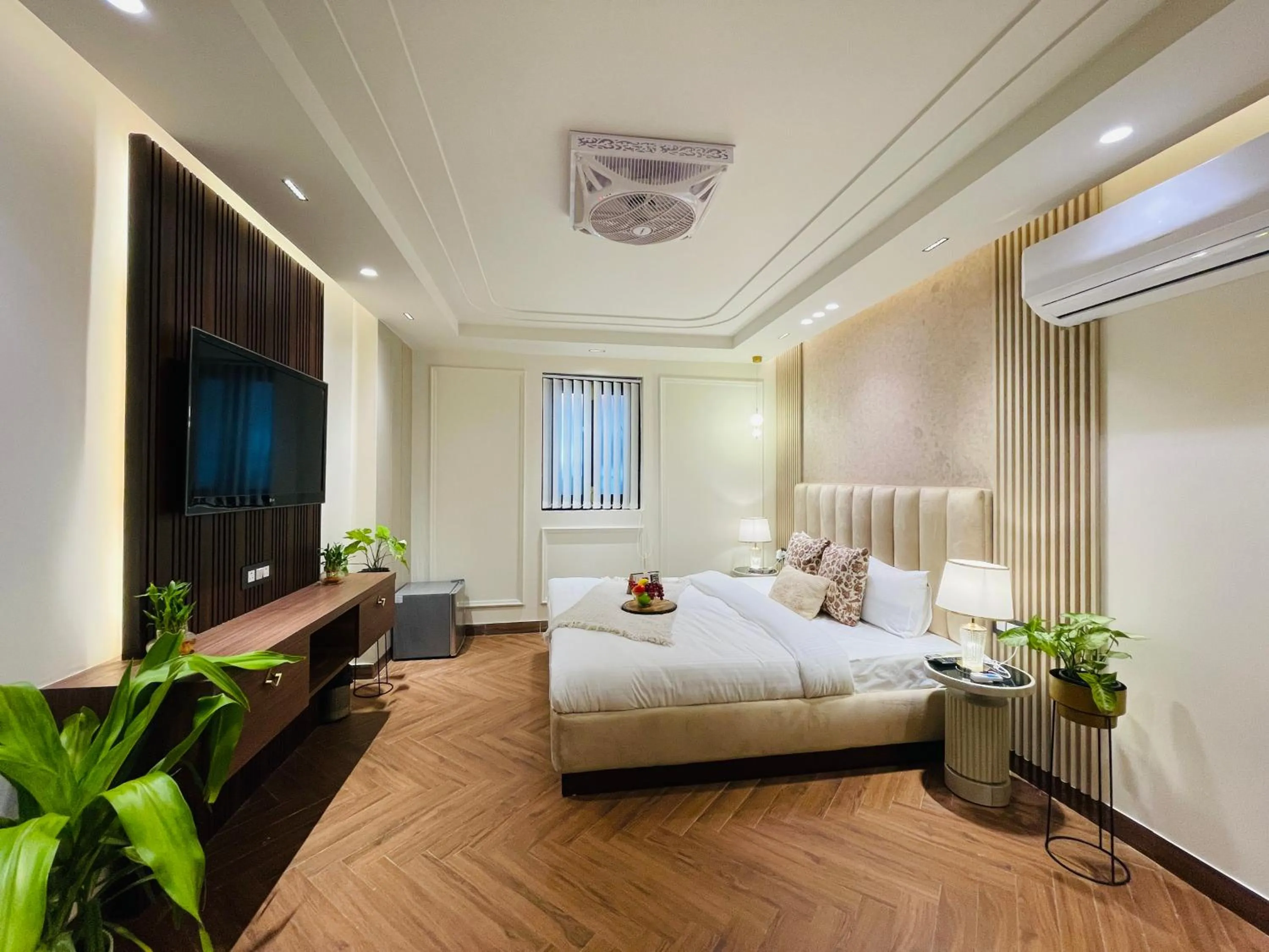 Bedroom, Bed in Bedchambers Stay near Select Citywalk, Saket