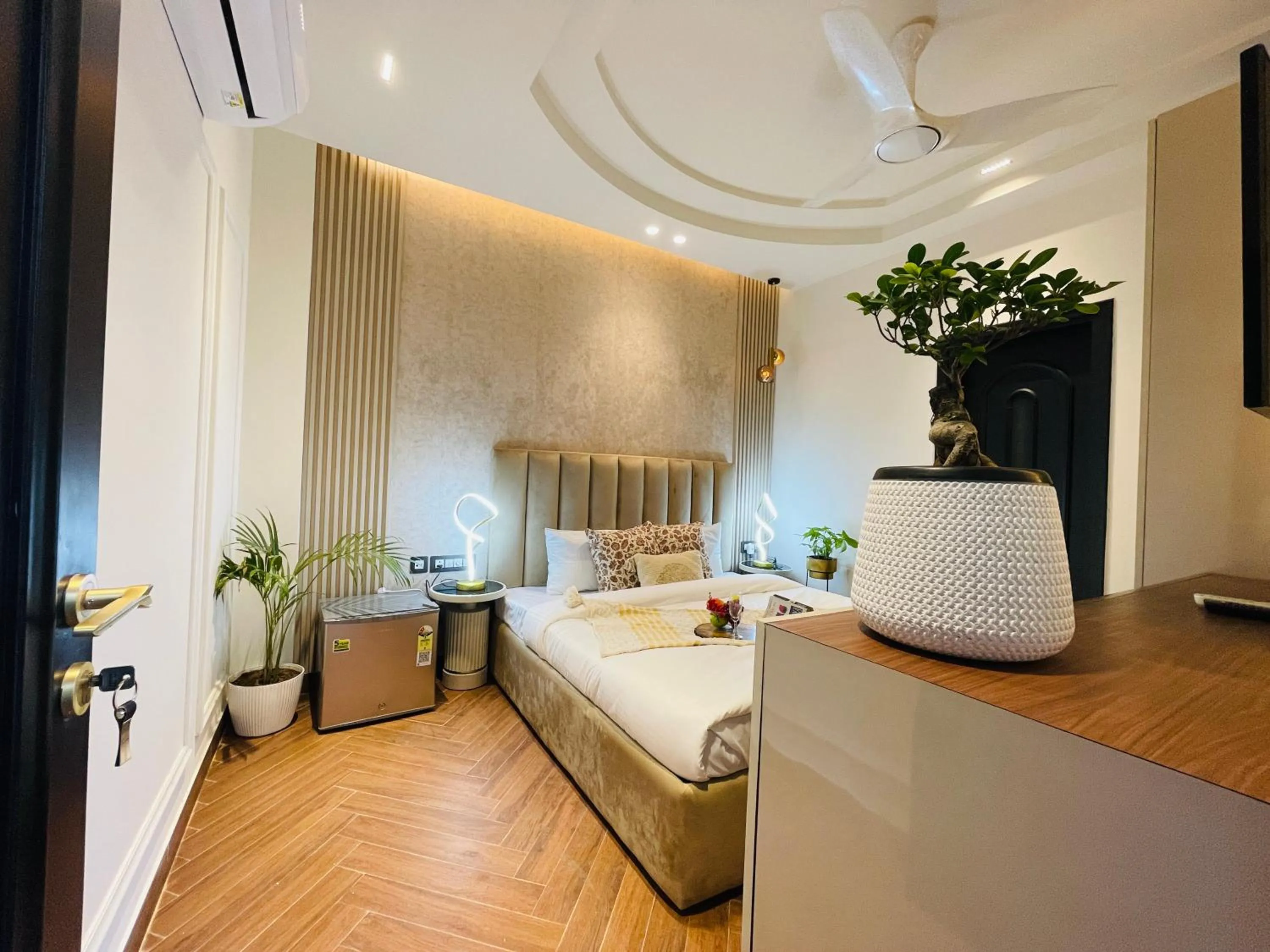 Bedroom, Bed in Bedchambers Stay near Select Citywalk, Saket