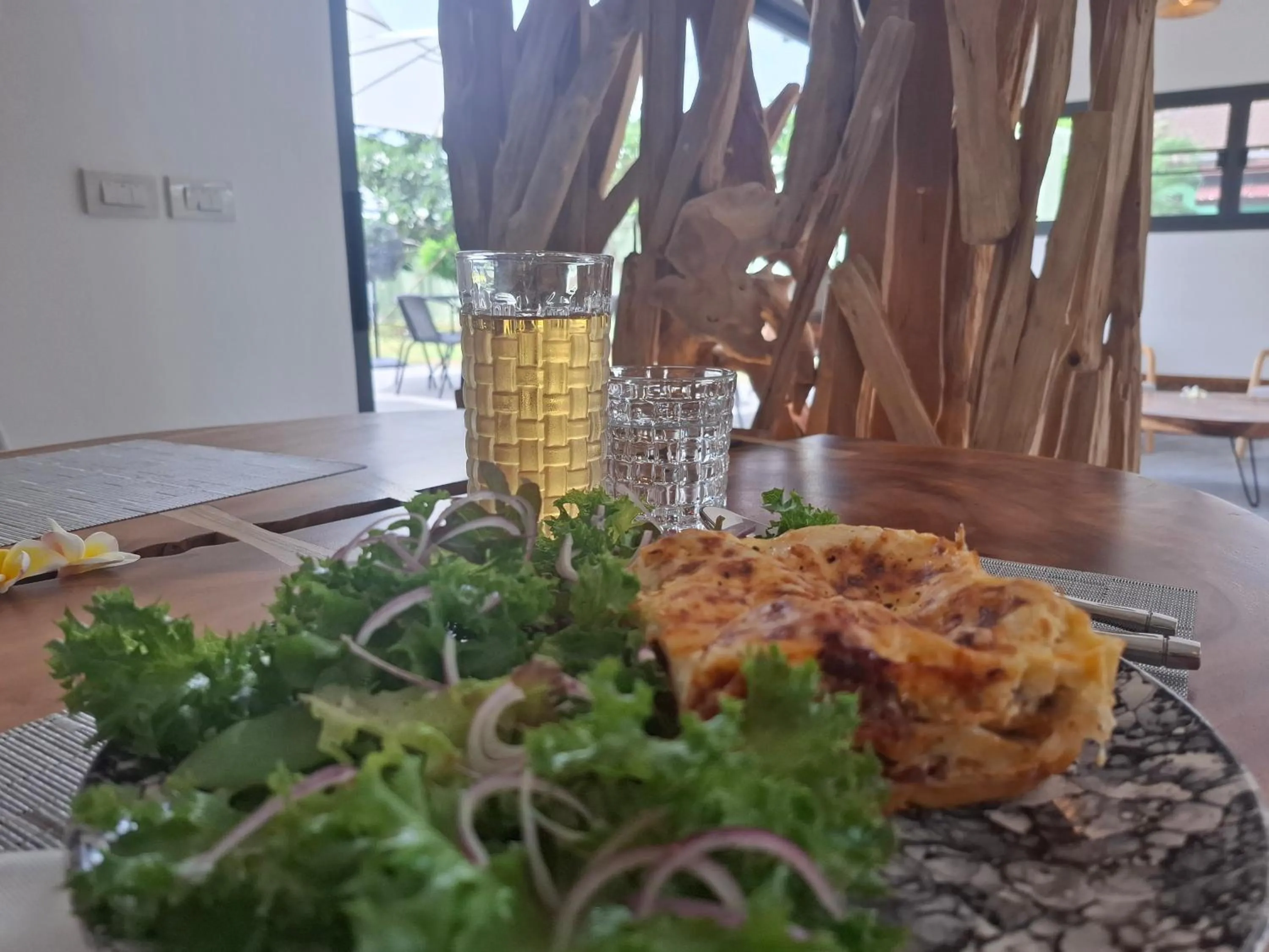 Restaurant/places to eat in Thiptara Resort - adults only