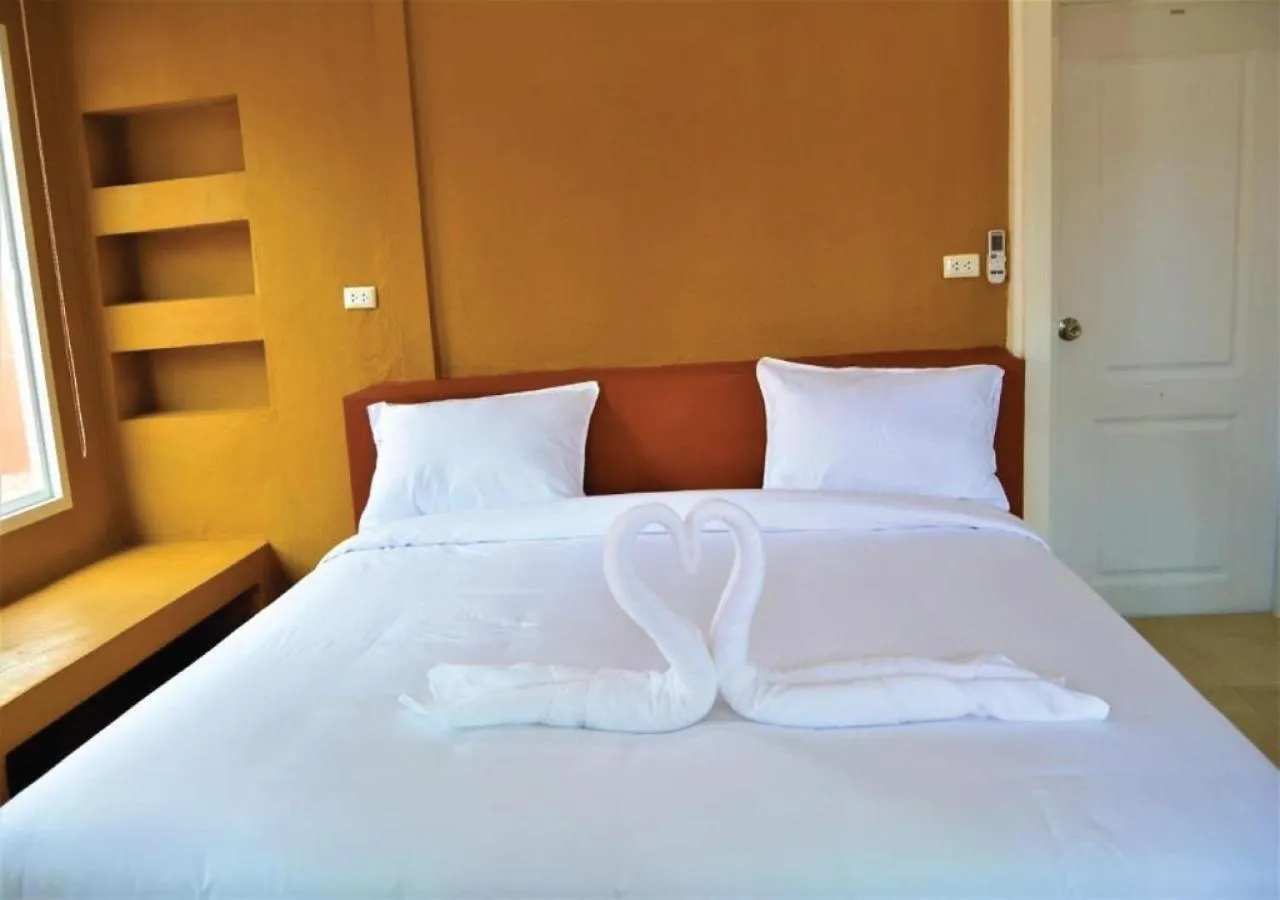 Bed in World Cat Beach & Resort เวิลด์แคท บีช แอนด์ รีสอร์ท