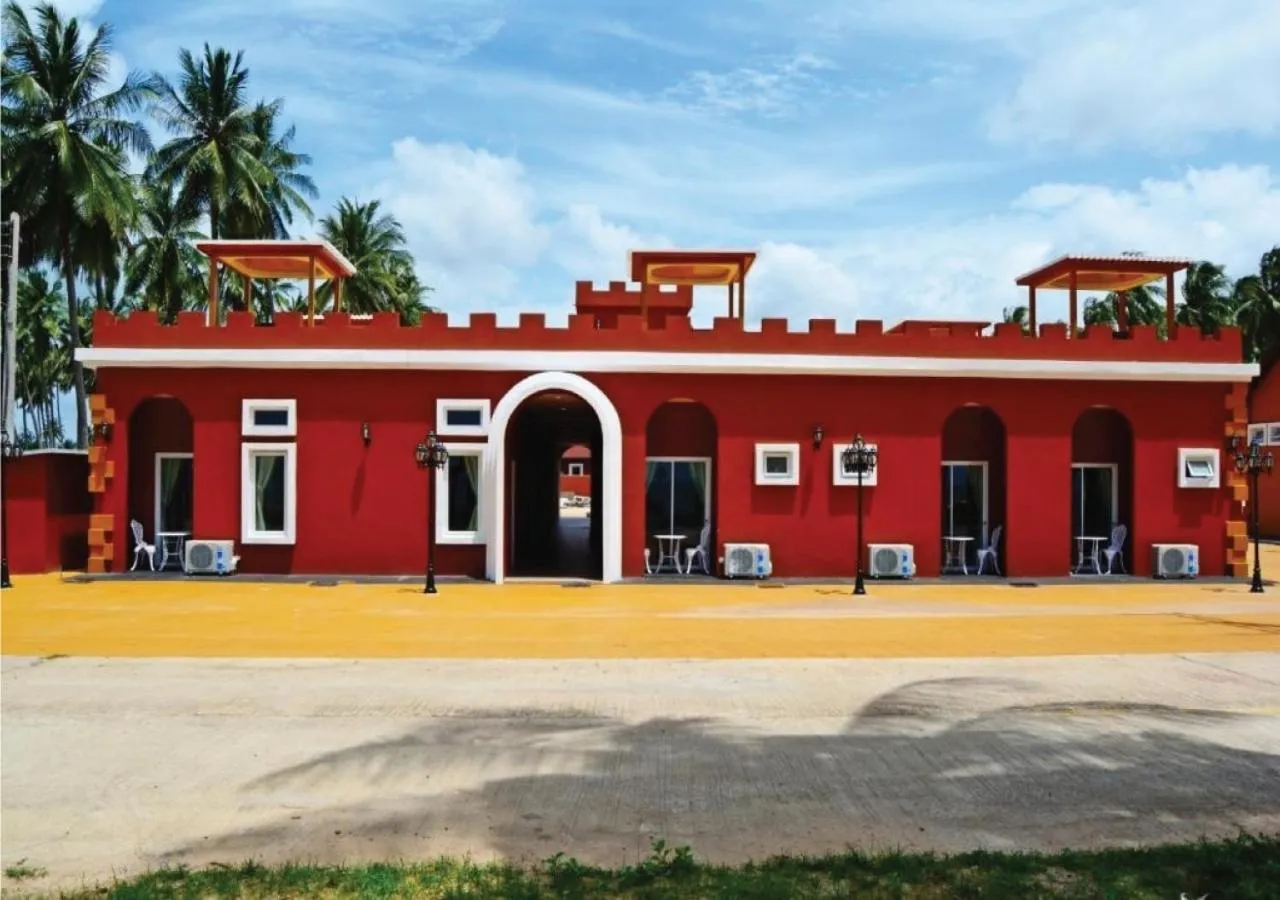 Property building in World Cat Beach & Resort เวิลด์แคท บีช แอนด์ รีสอร์ท