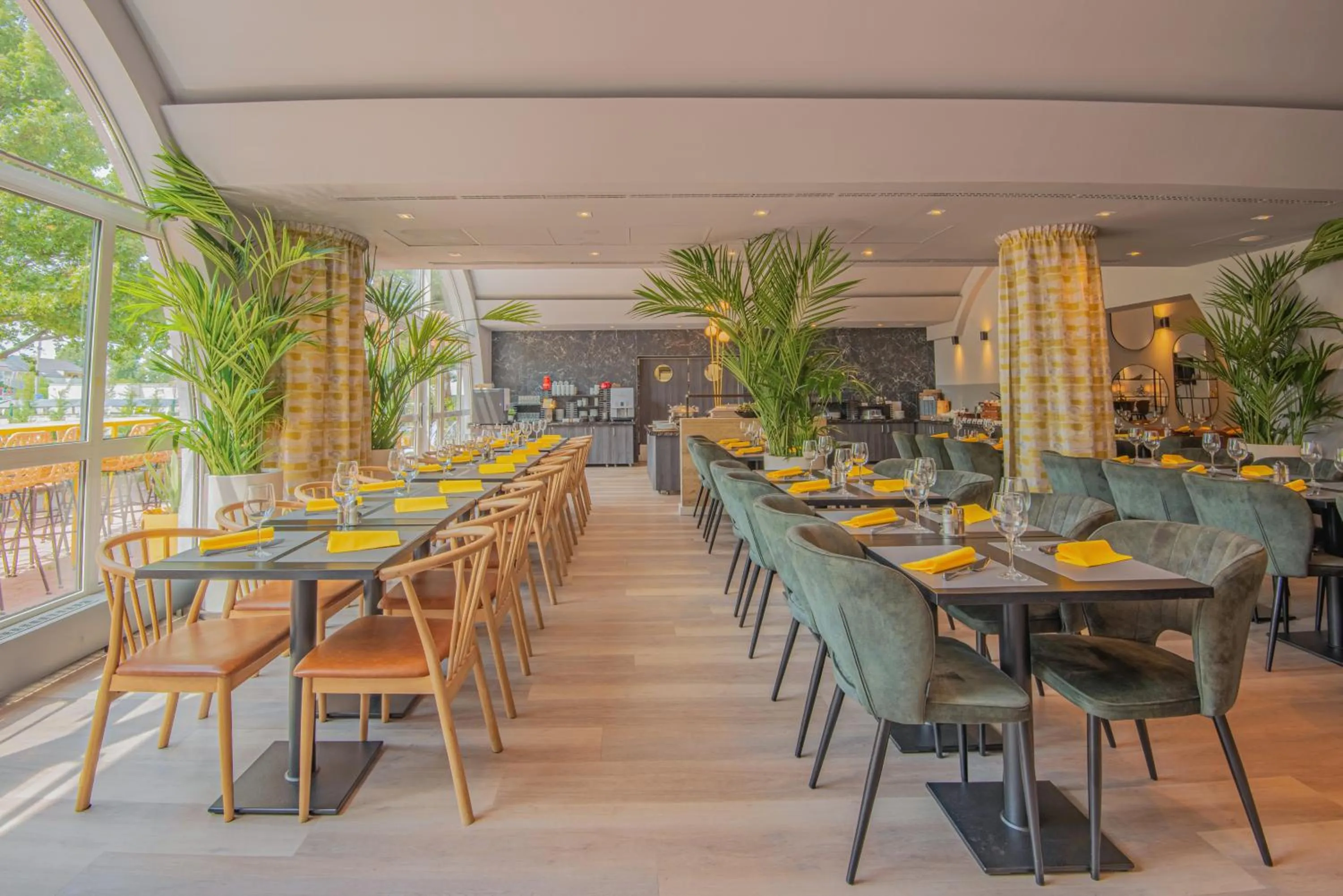 Restaurant/places to eat in Castrum Hotel Székesfehérvár