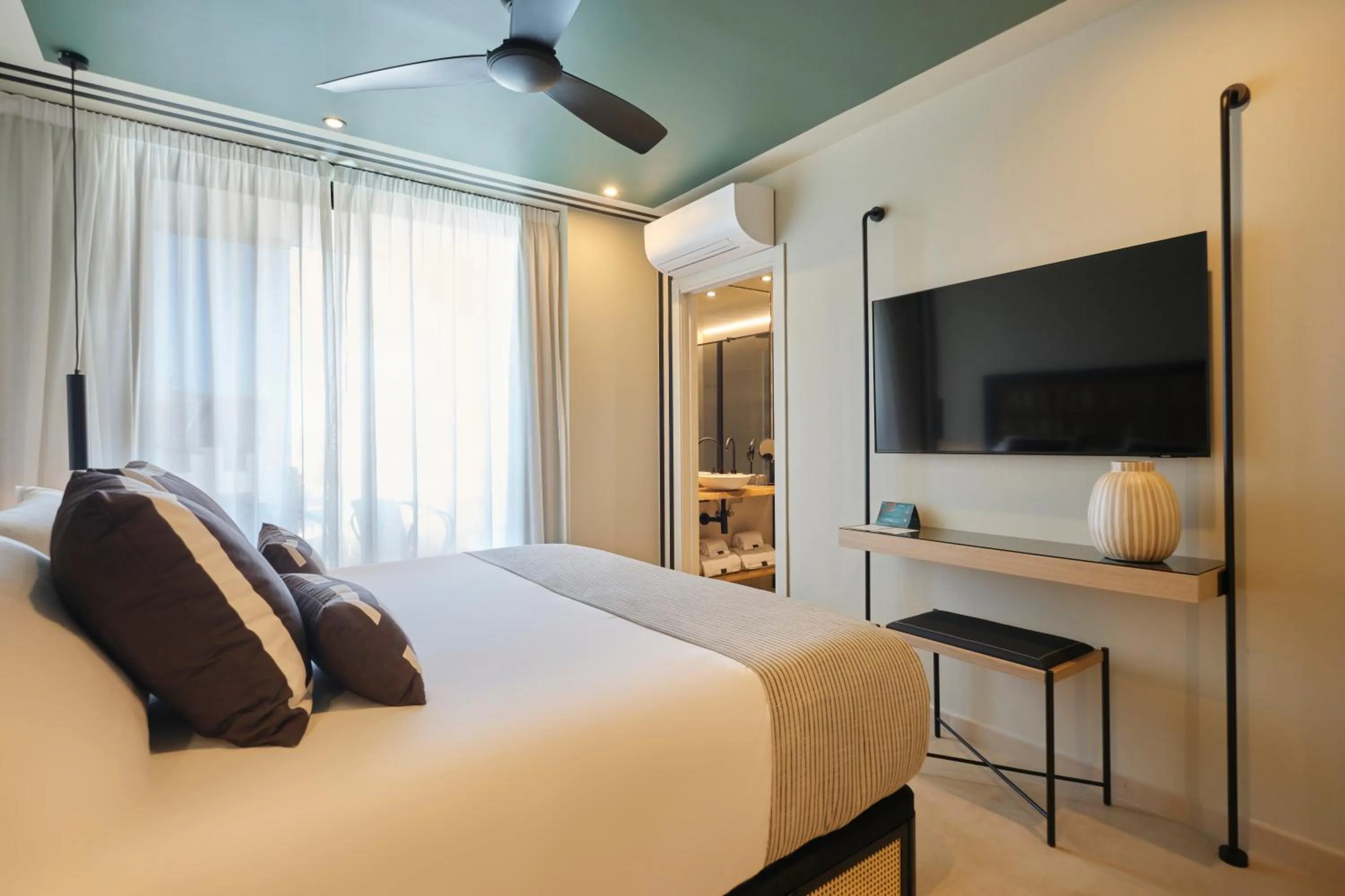 TV and multimedia, Bed in ESTIMAR Marina Farnals