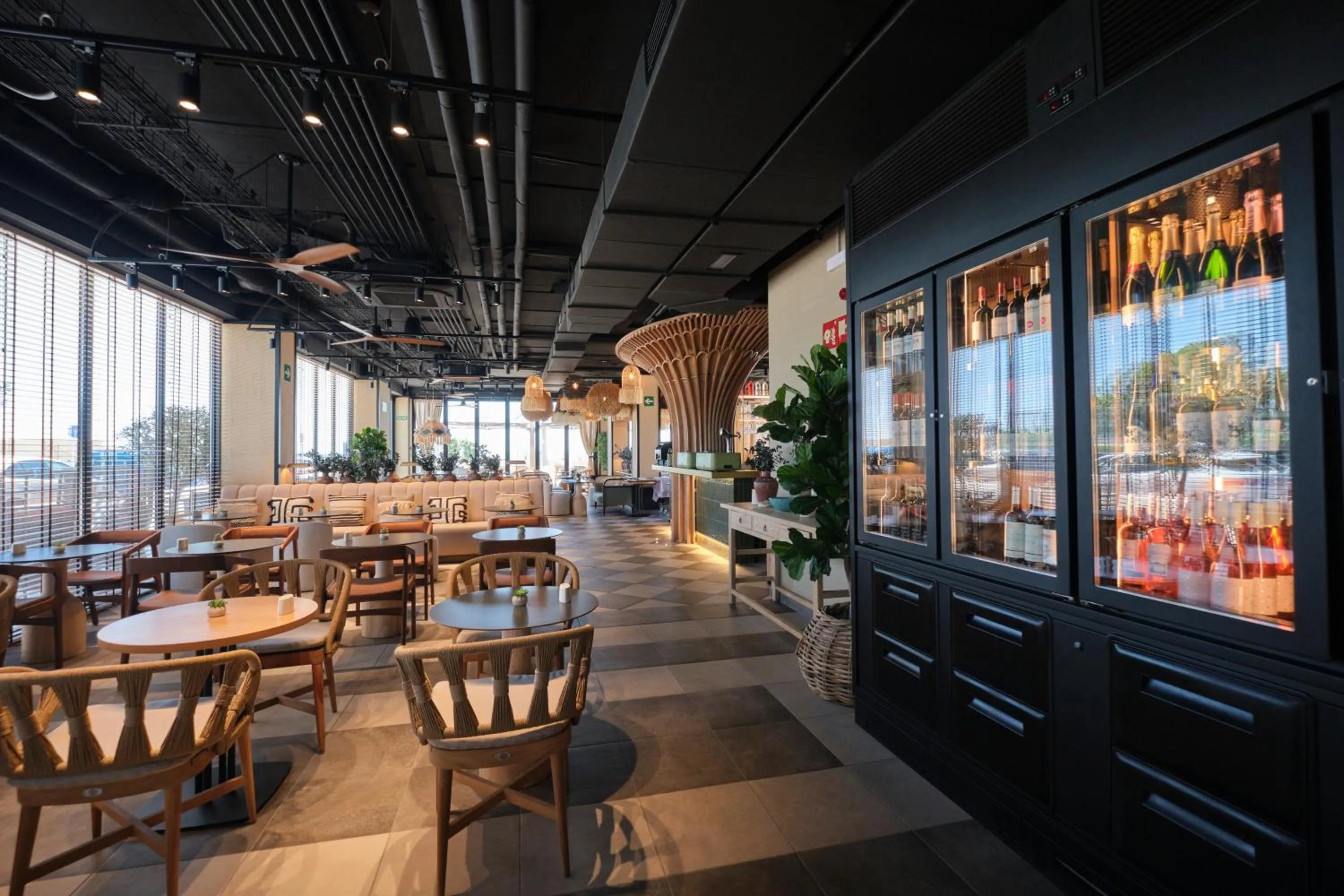 Restaurant/places to eat in ESTIMAR Marina Farnals