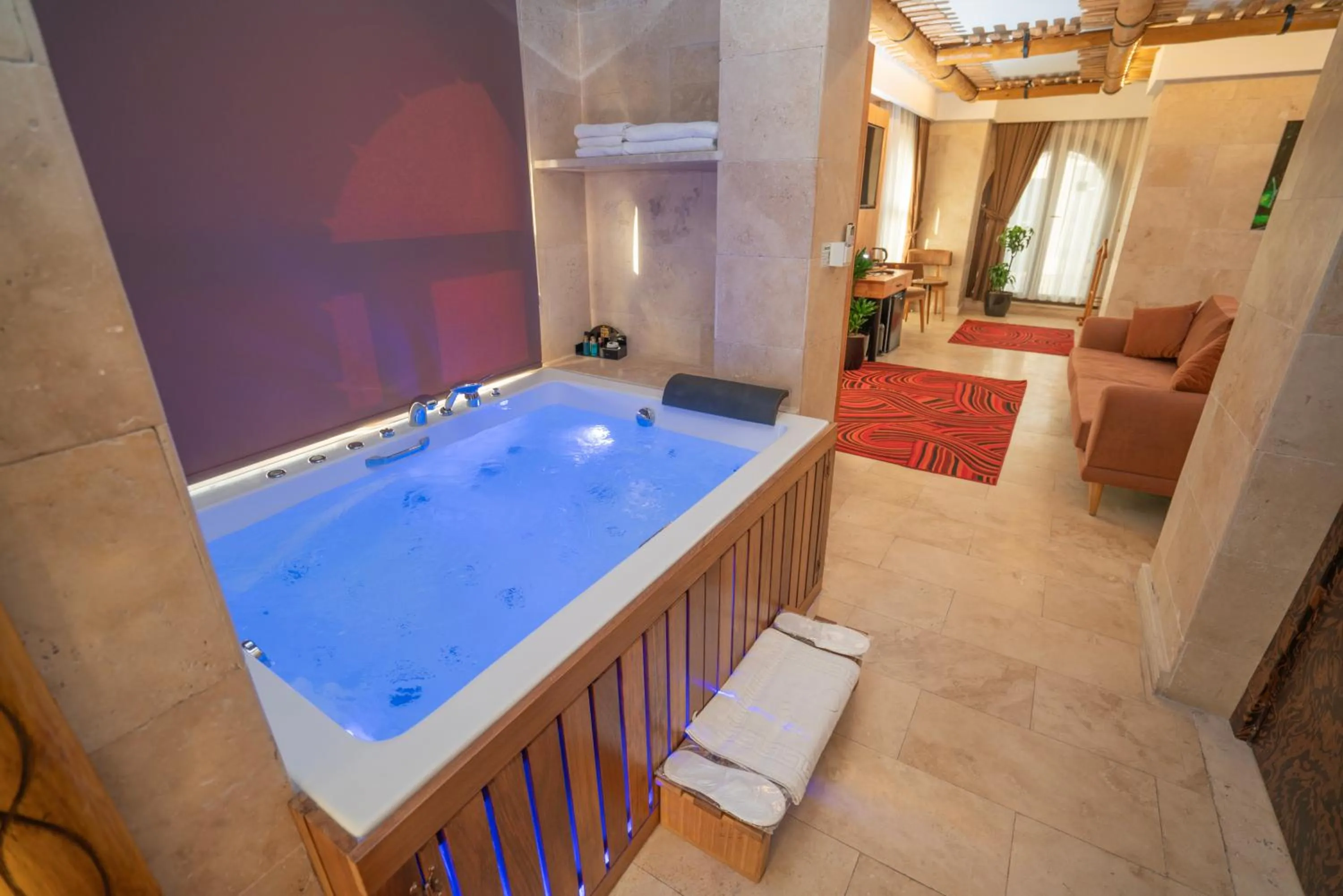 Hot Tub in PASHA PALACE HOTEL