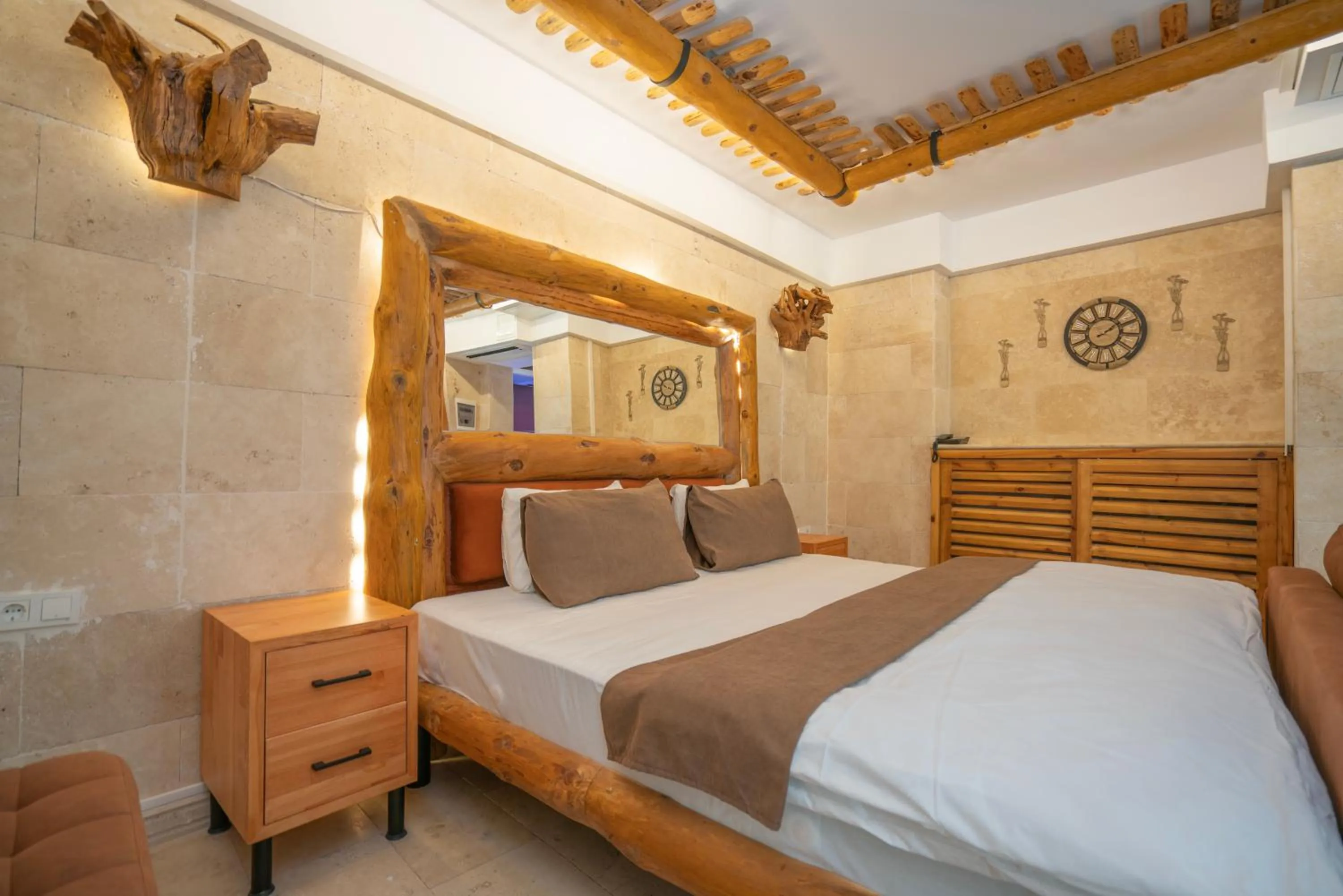 Bed in PASHA PALACE HOTEL