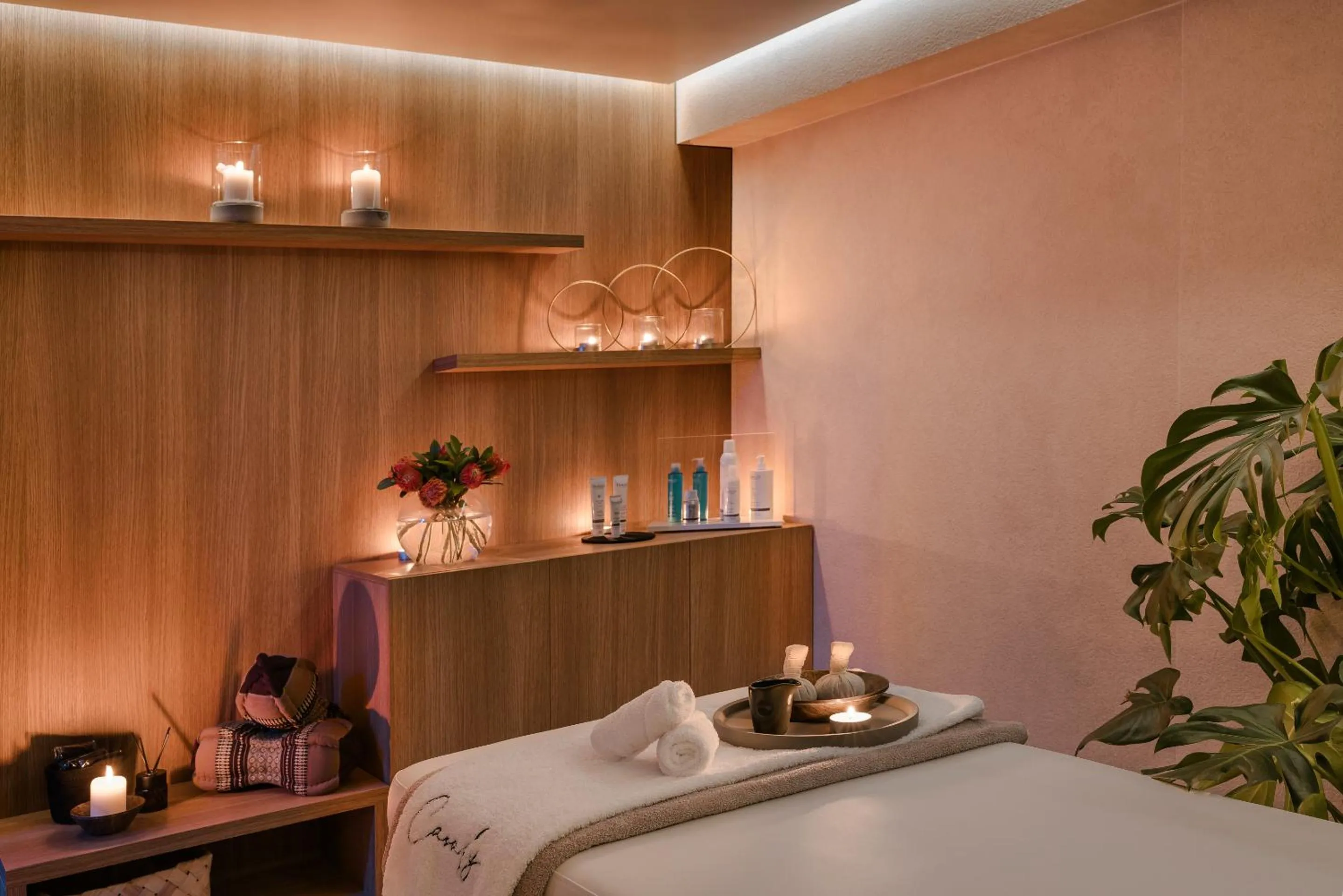 Massage, Bed in Casaly Hotel & Spa