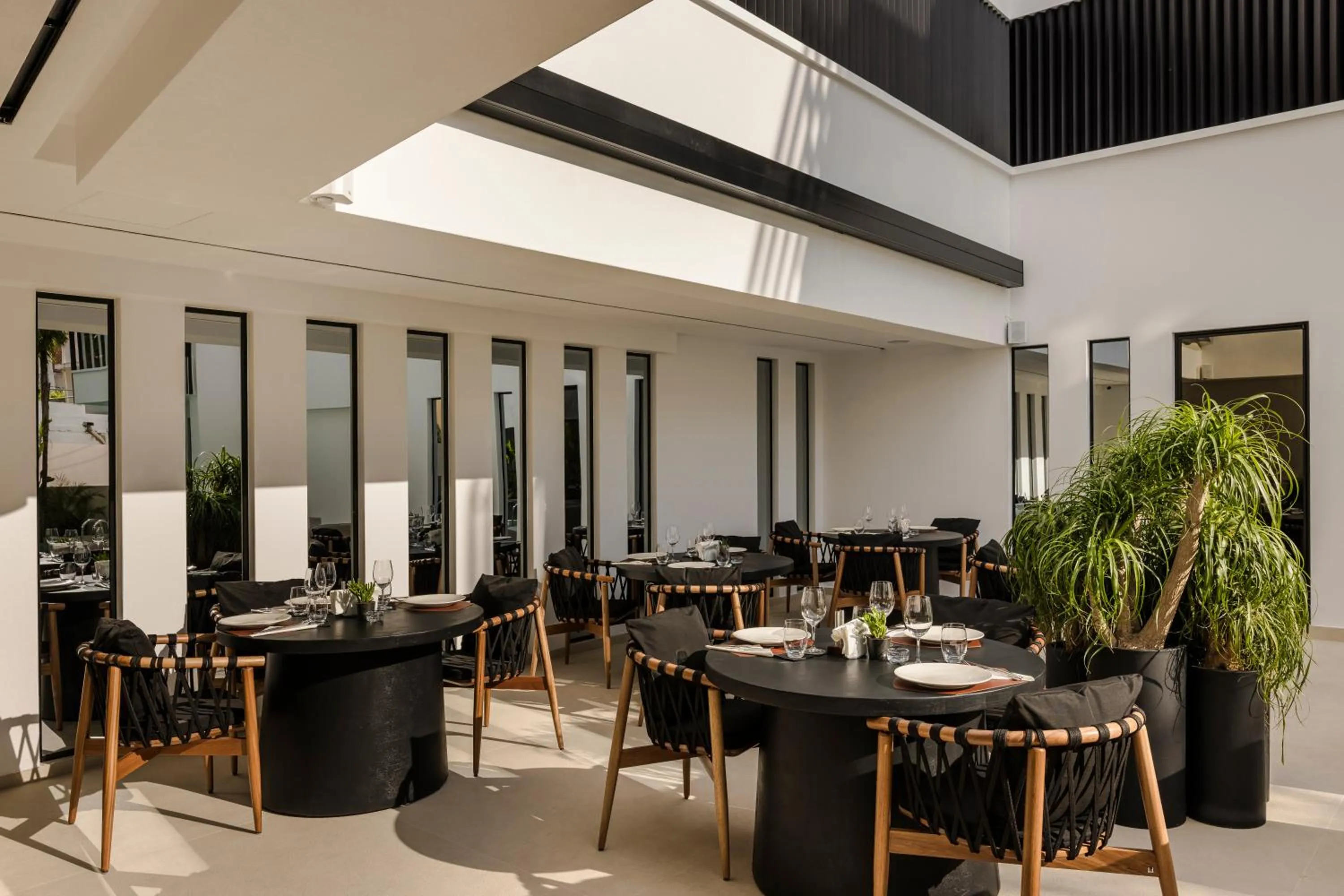 Restaurant/places to eat in Casaly Hotel & Spa