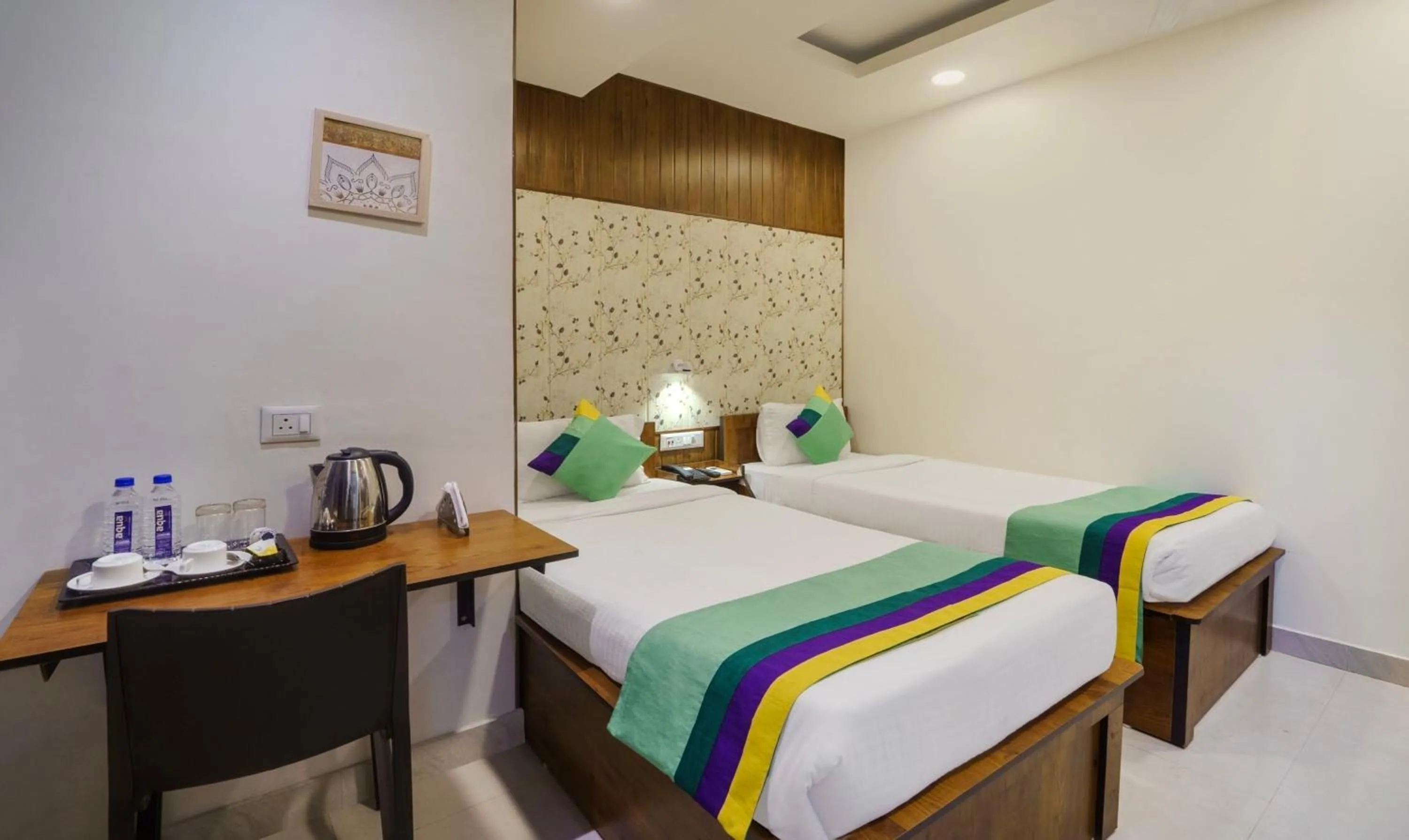 Bedroom, Bed in Treebo Park Palace