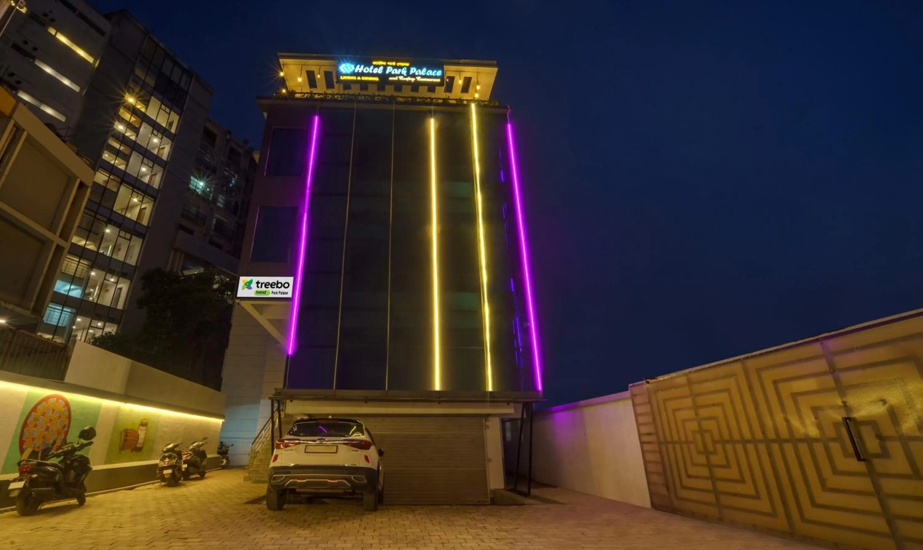 Facade/entrance in Treebo Park Palace