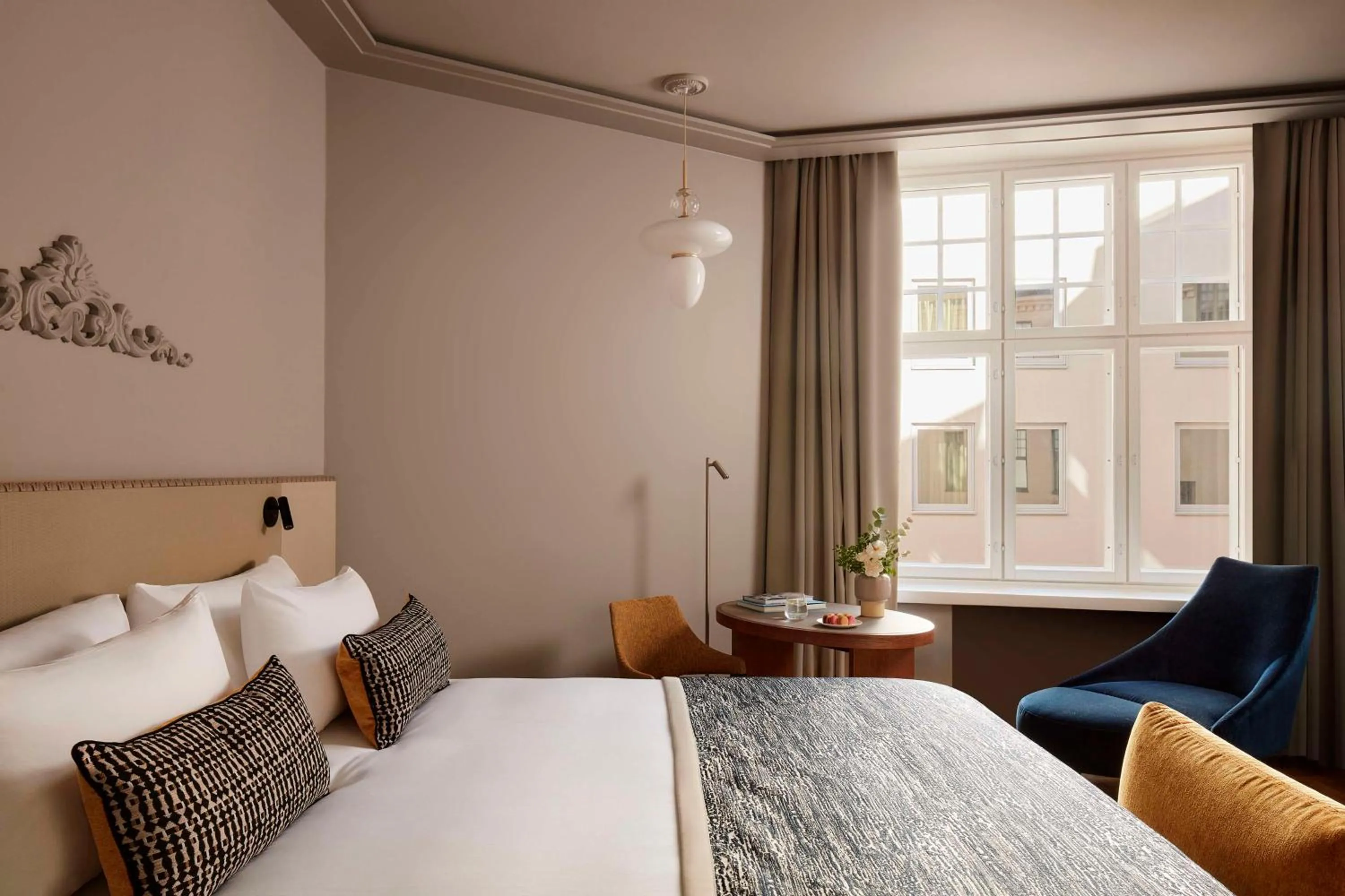 Bedroom, Bed in NH Collection Helsinki Grand Hansa