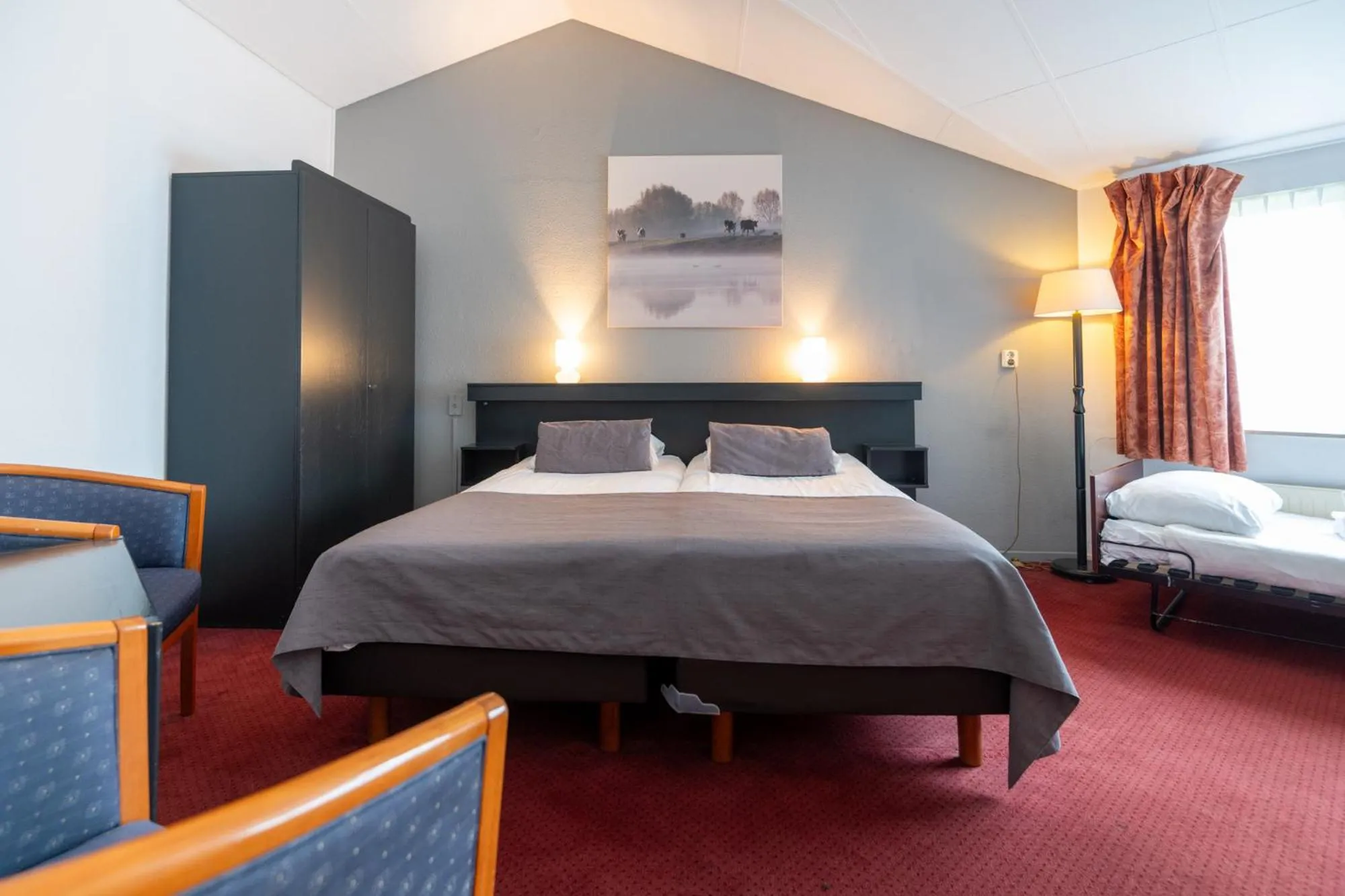 Bed in Landgoed Stakenberg - Hotel & Bungalows