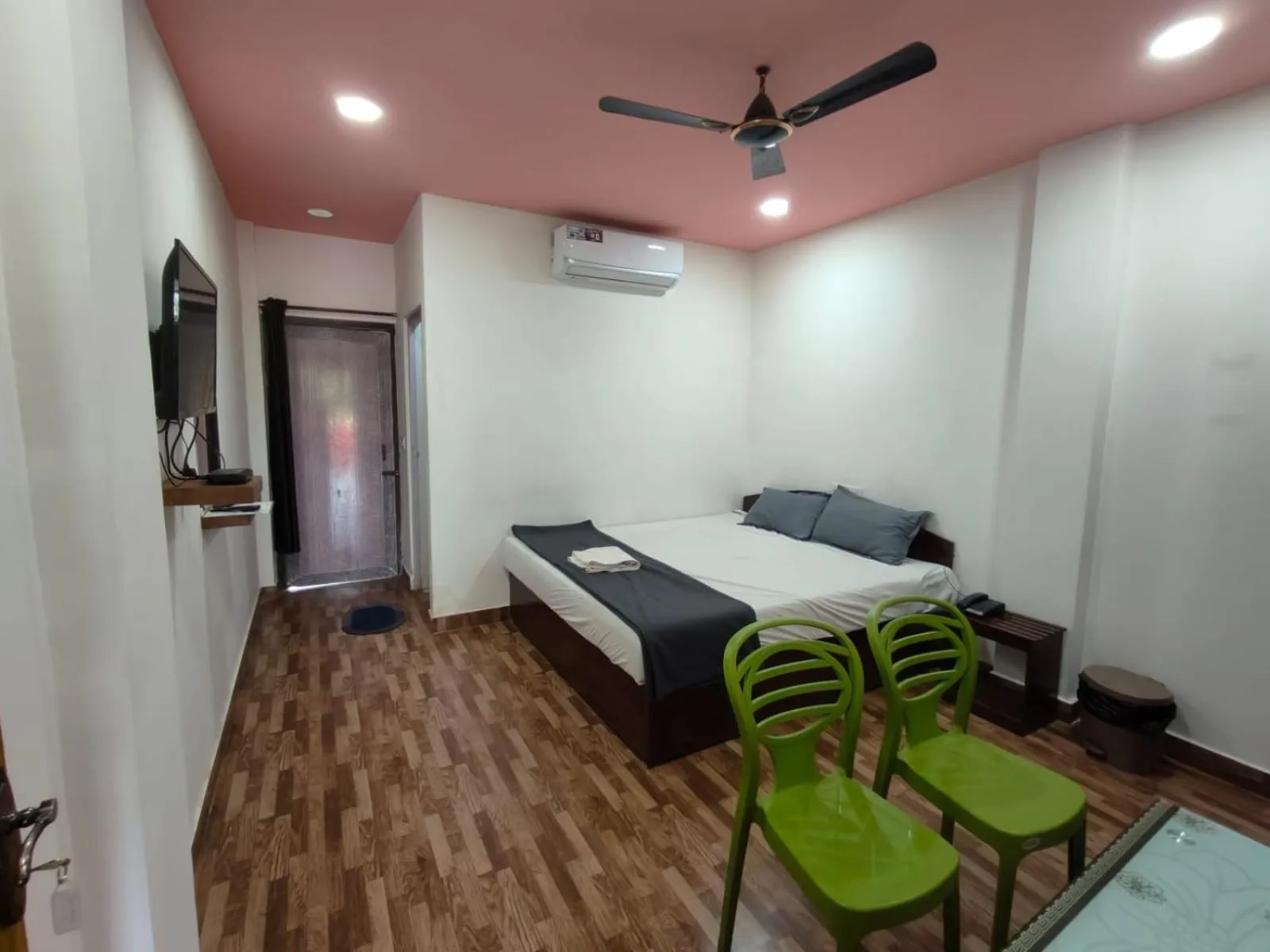 Bedroom, Bed in Kalapani Nest