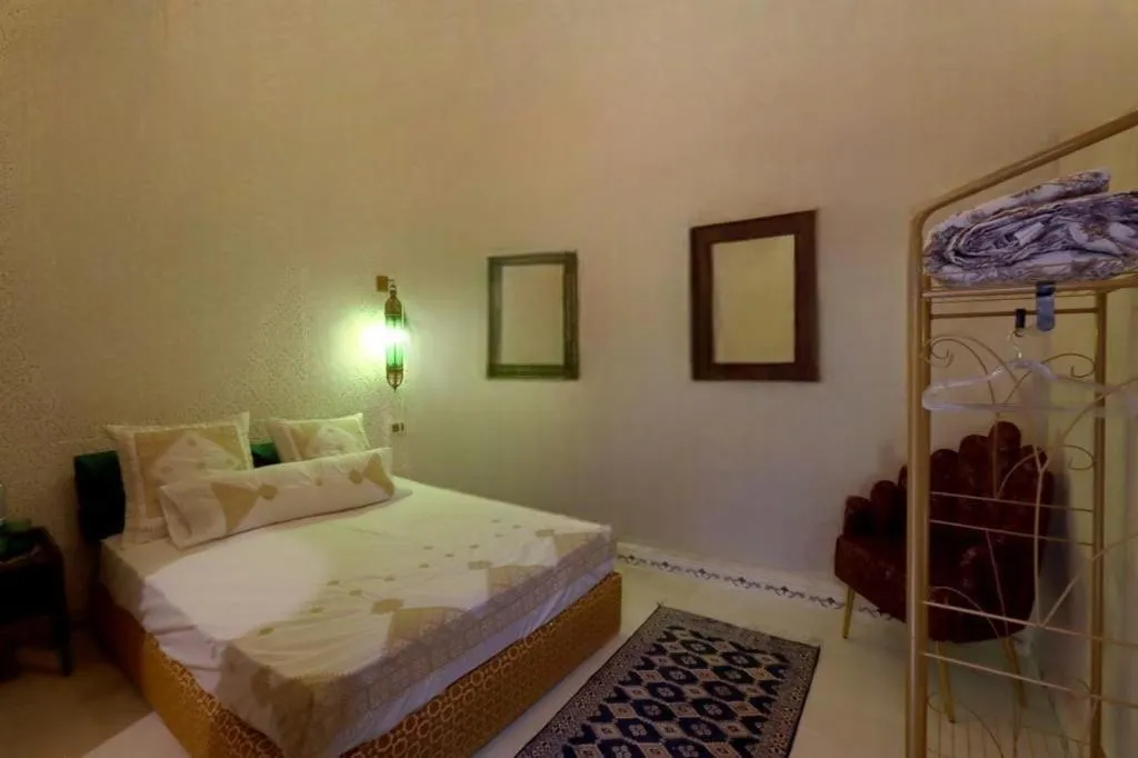 Bed in Riad La Fayette Bed & Breakfast