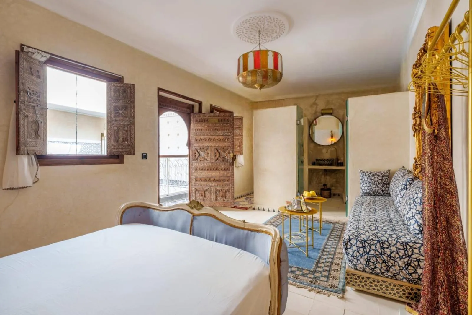 Bed in Riad La Fayette Bed & Breakfast