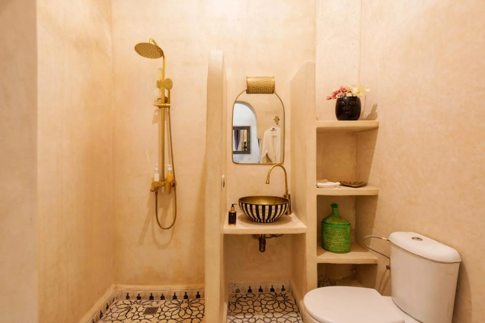 Riad La Fayette Bed & Breakfast