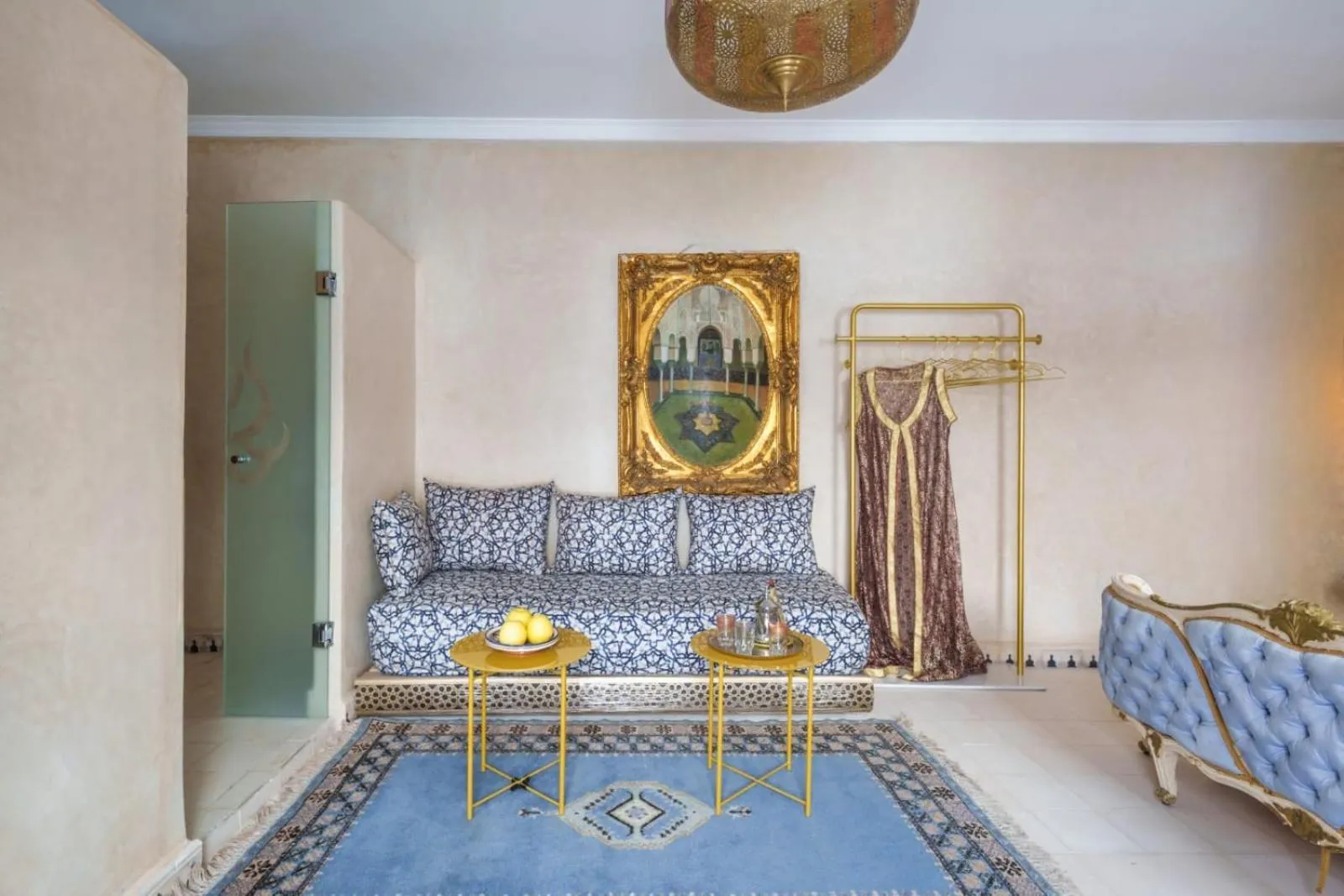 Bed in Riad La Fayette Bed & Breakfast