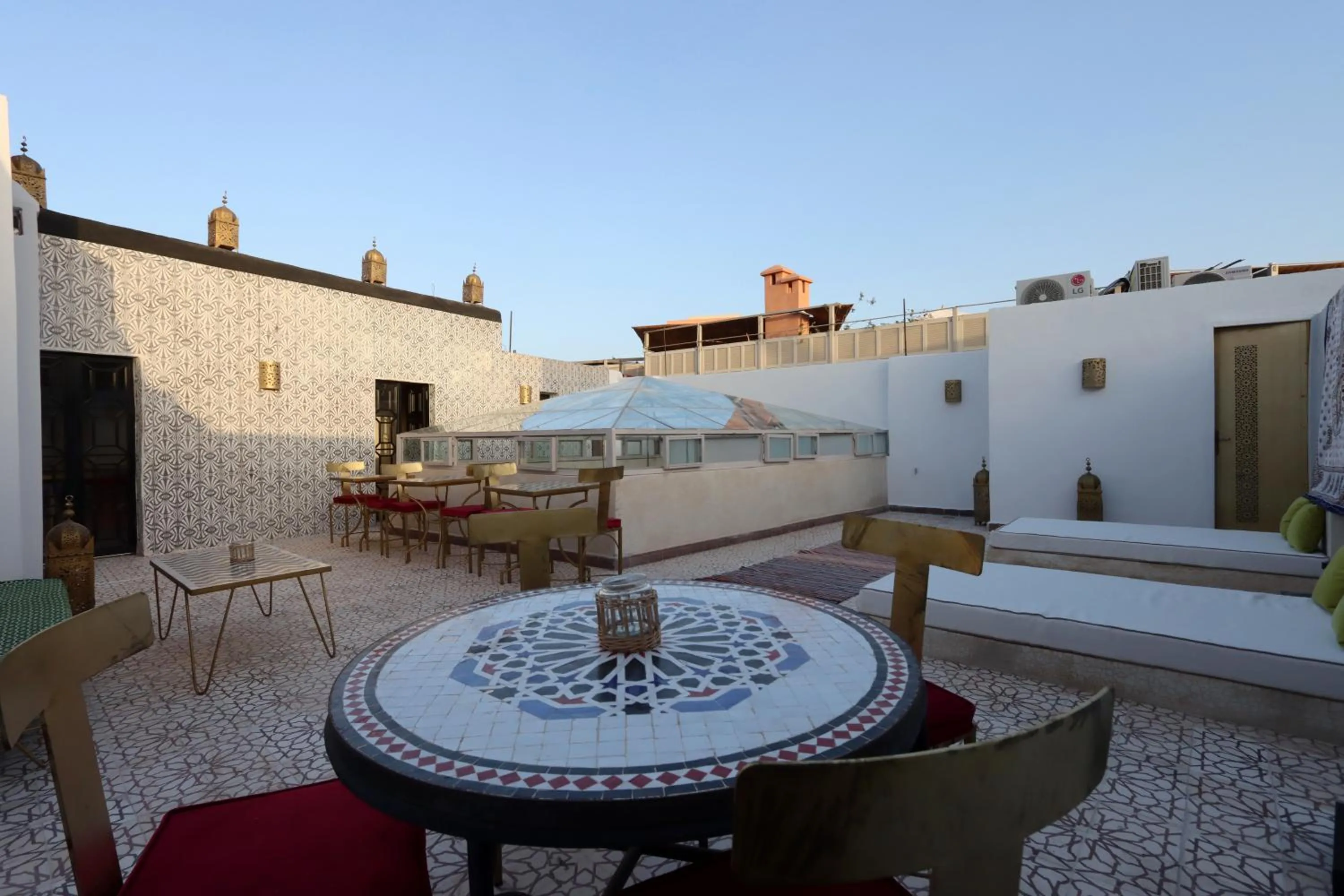 Patio in Riad La Fayette Bed & Breakfast