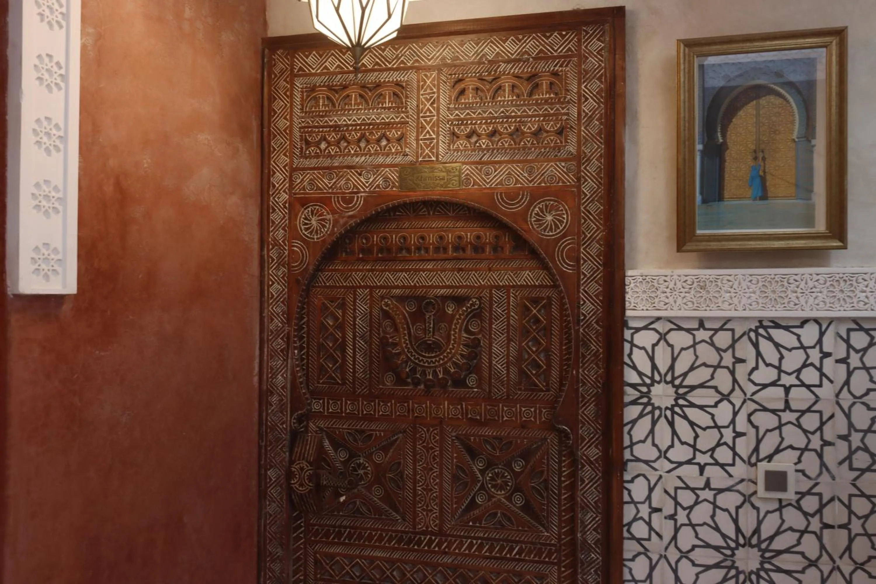 Decorative detail in Riad La Fayette Bed & Breakfast