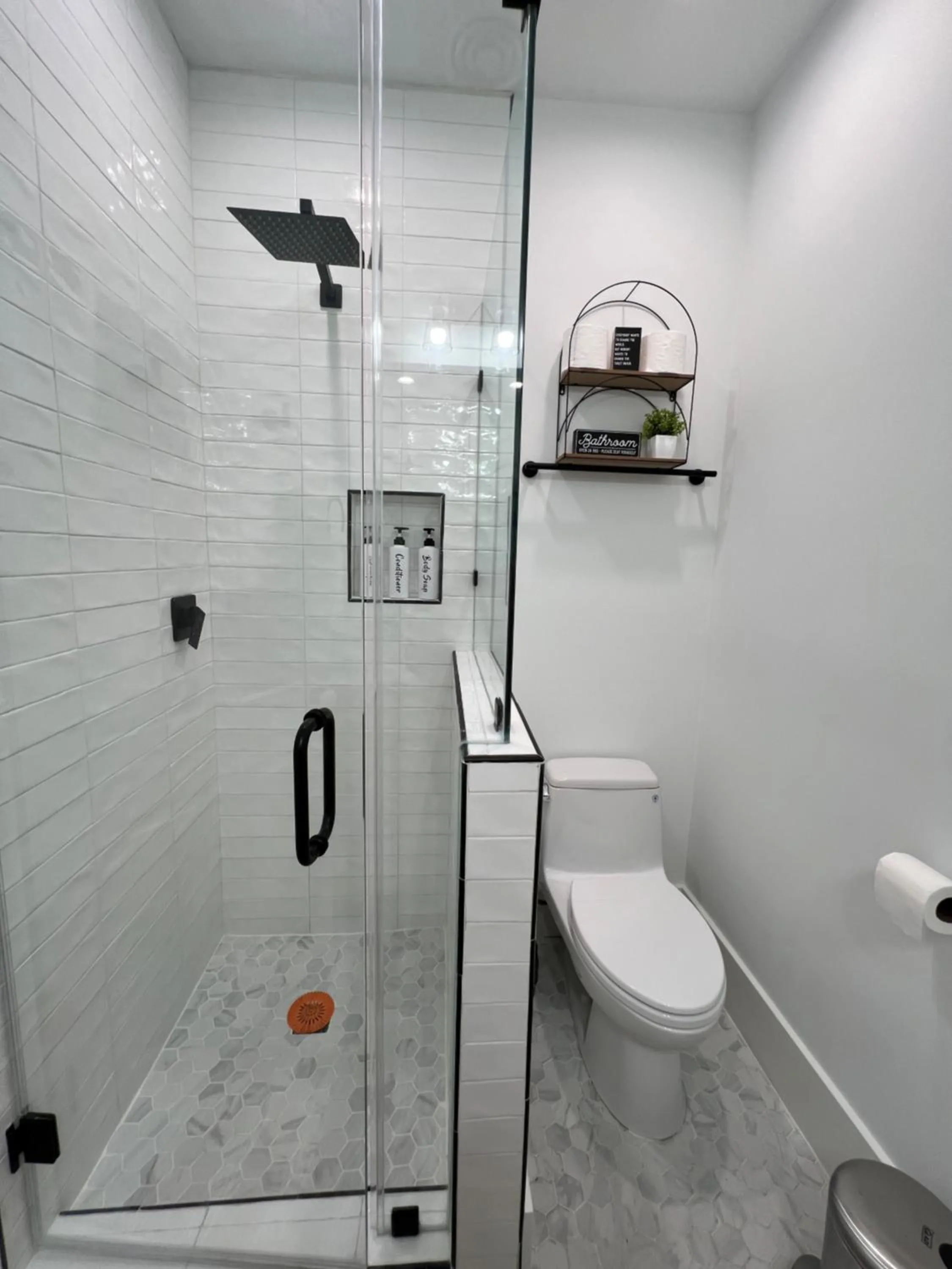 Shower in MyCrib Houston Hostel