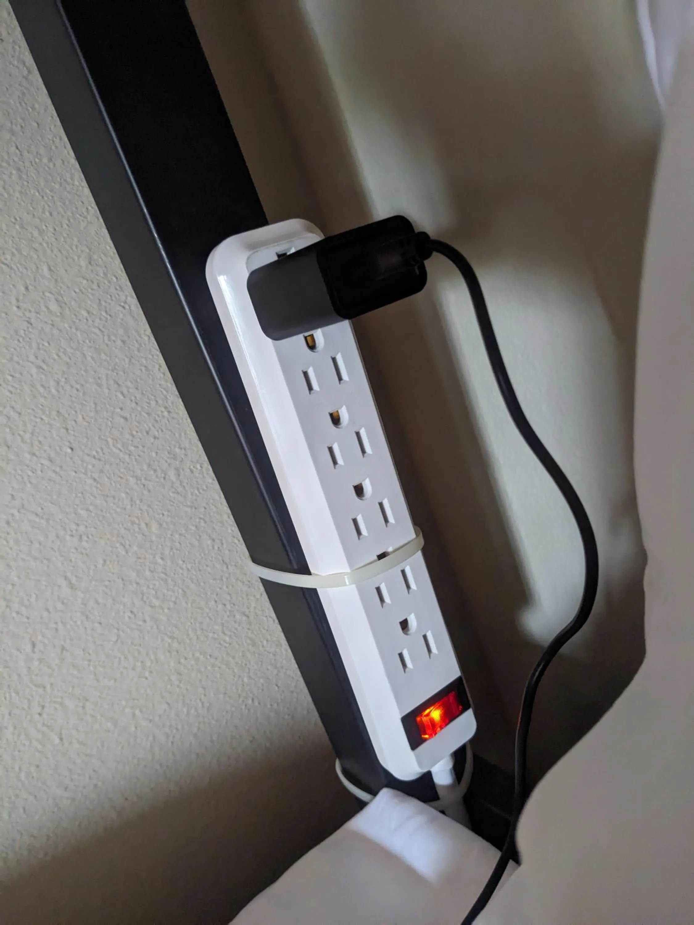 Property building in MyCrib Houston Hostel