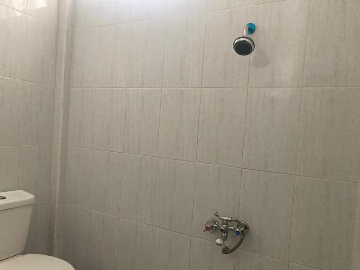 Bathroom in Hotel Surya Citra Jogja A Mitra RedDoorz