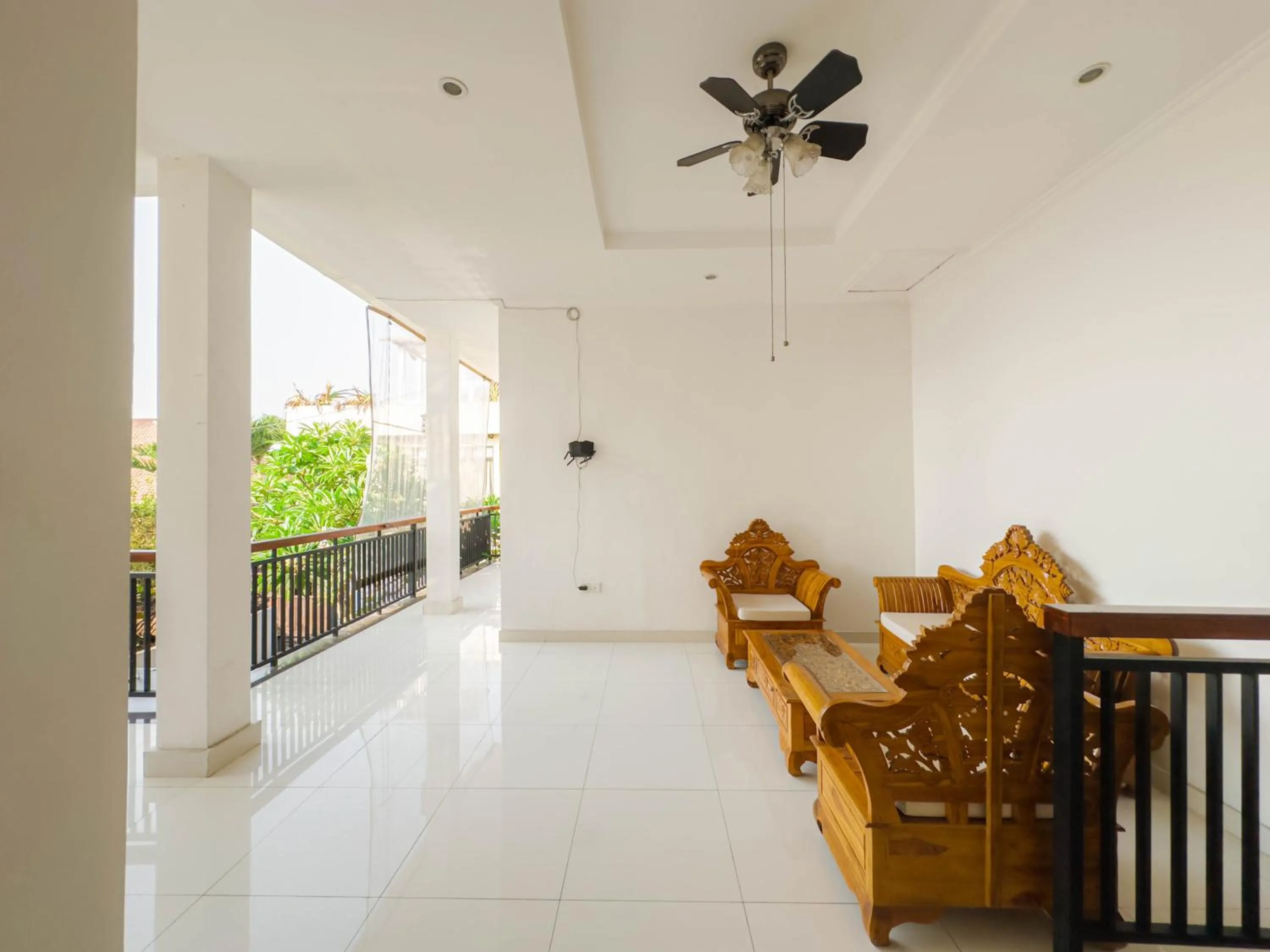 Seating area in Moai House