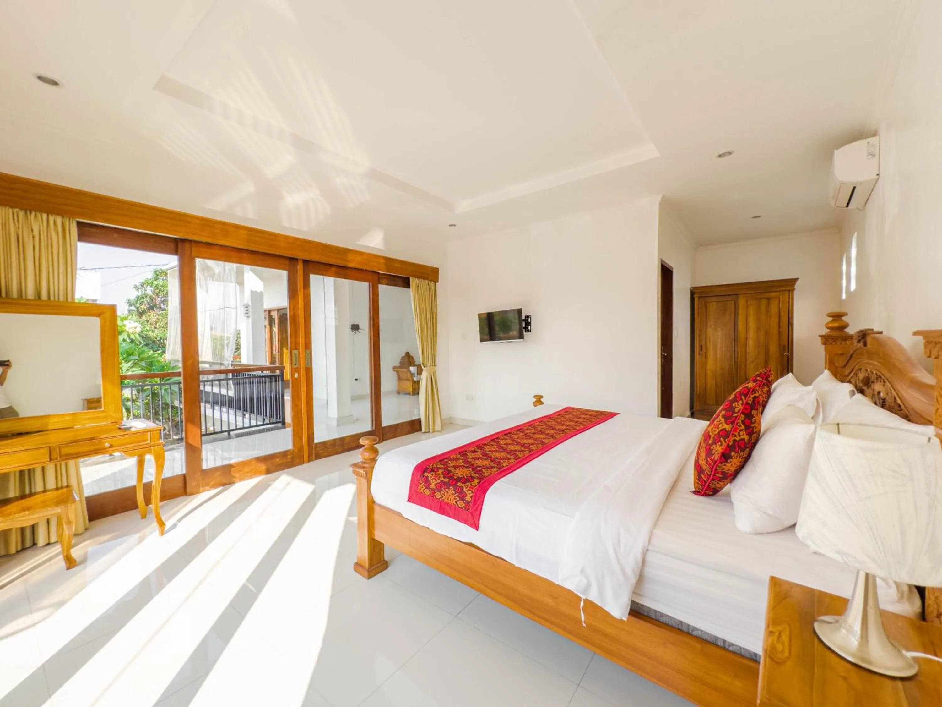 Bedroom, Bed in Moai House