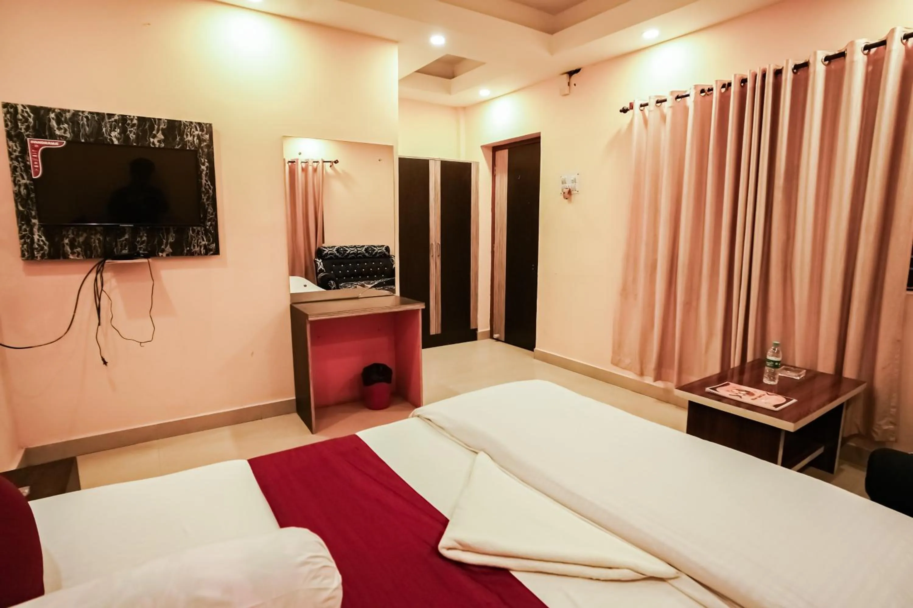 Communal lounge/ TV room in Silver Sand Eco Resort !! Beachfront !!