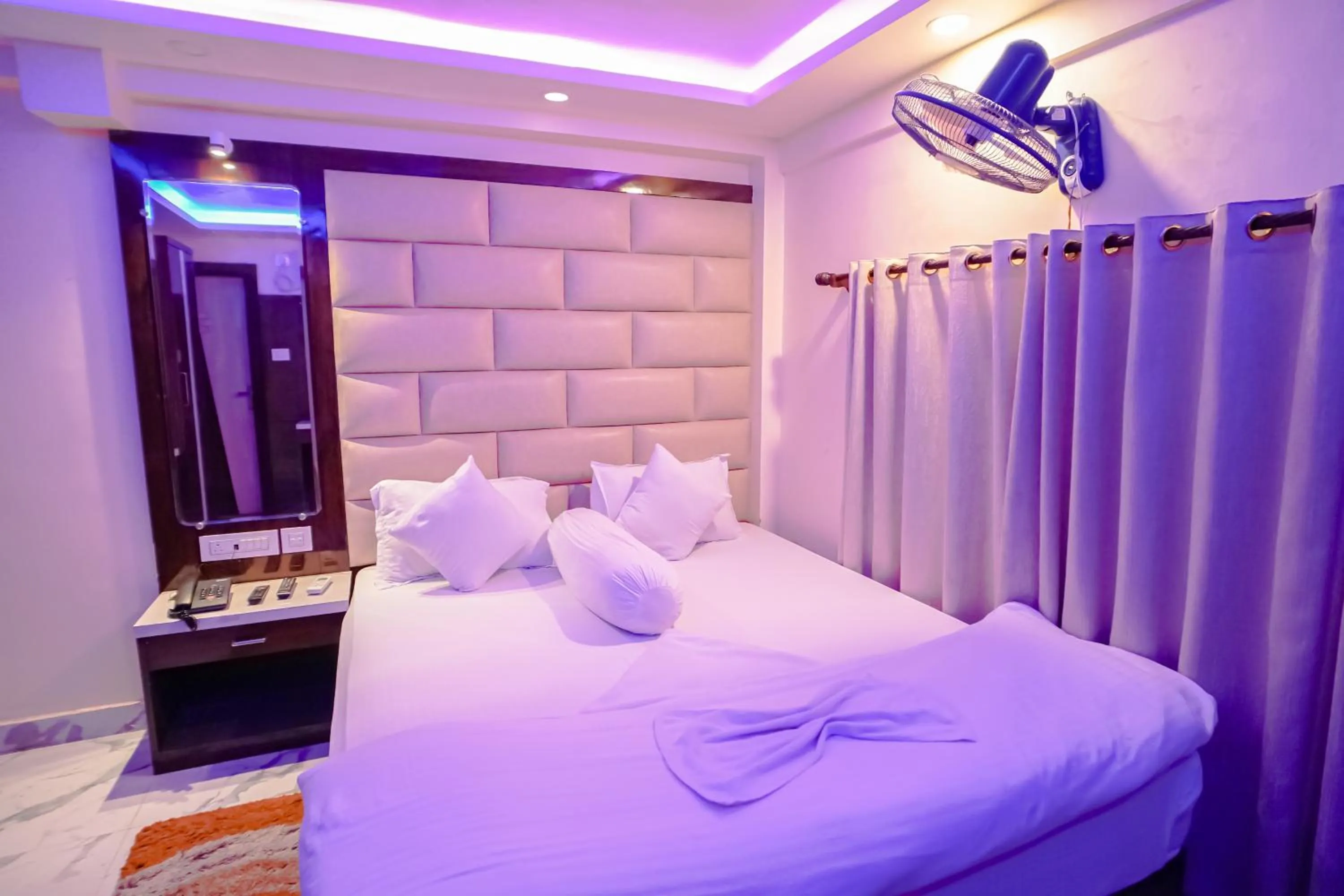 Bed in Silver Sand Eco Resort !! Beachfront !!