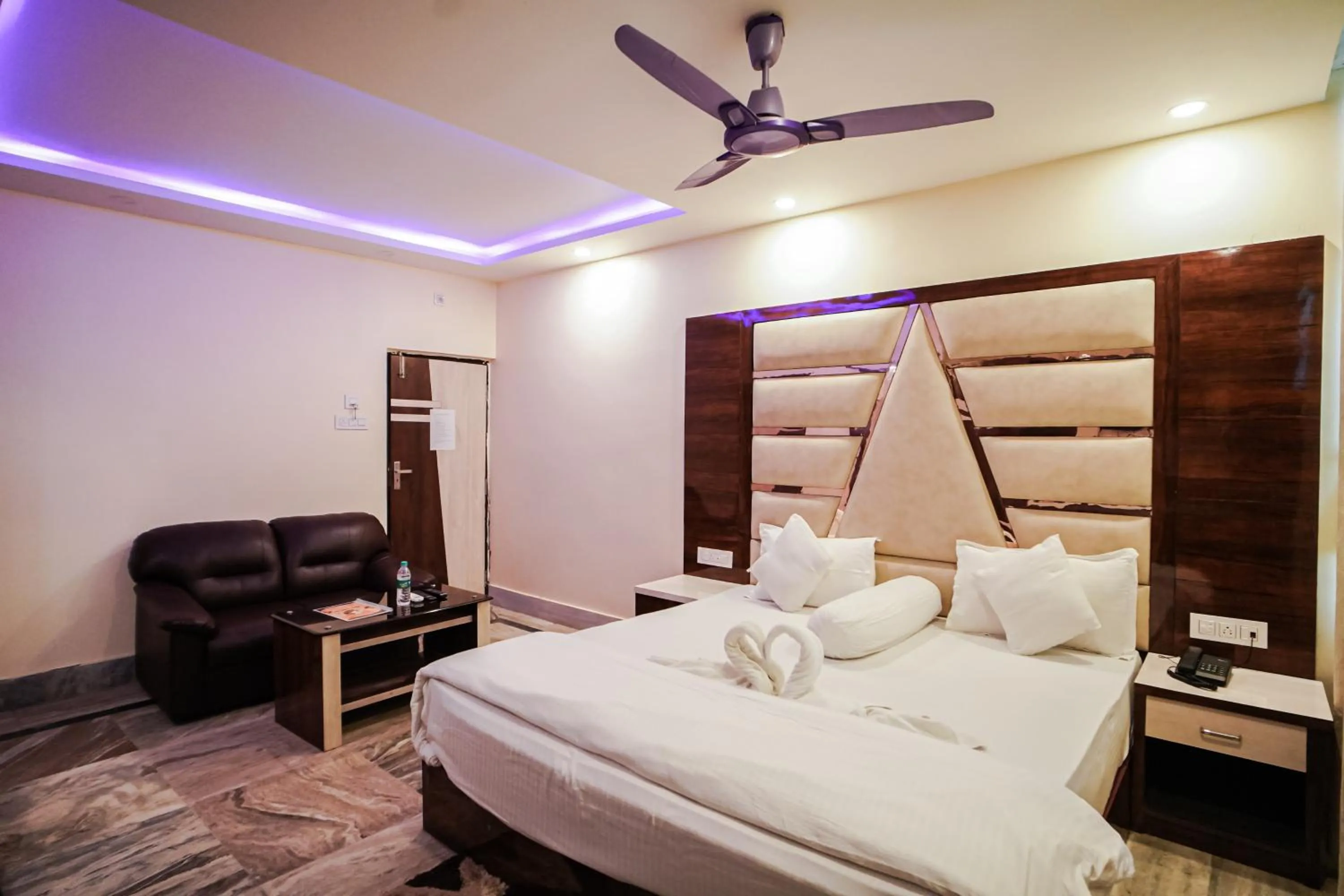 Bed in Silver Sand Eco Resort !! Beachfront !!