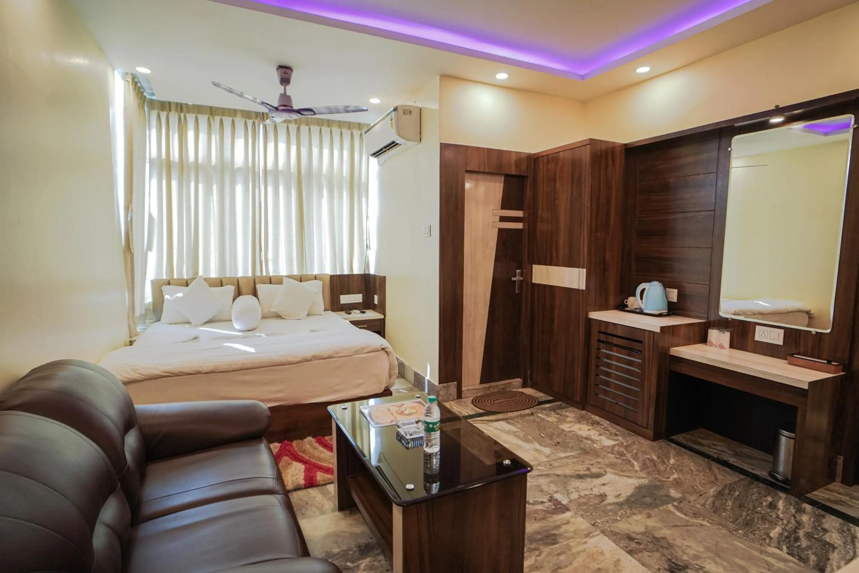 Bed in Silver Sand Eco Resort !! Beachfront !!