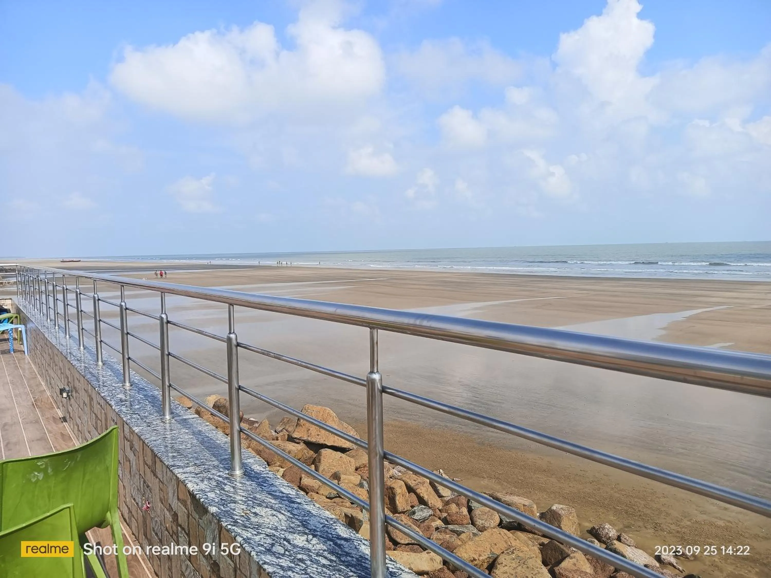 Day in Silver Sand Eco Resort !! Beachfront !!