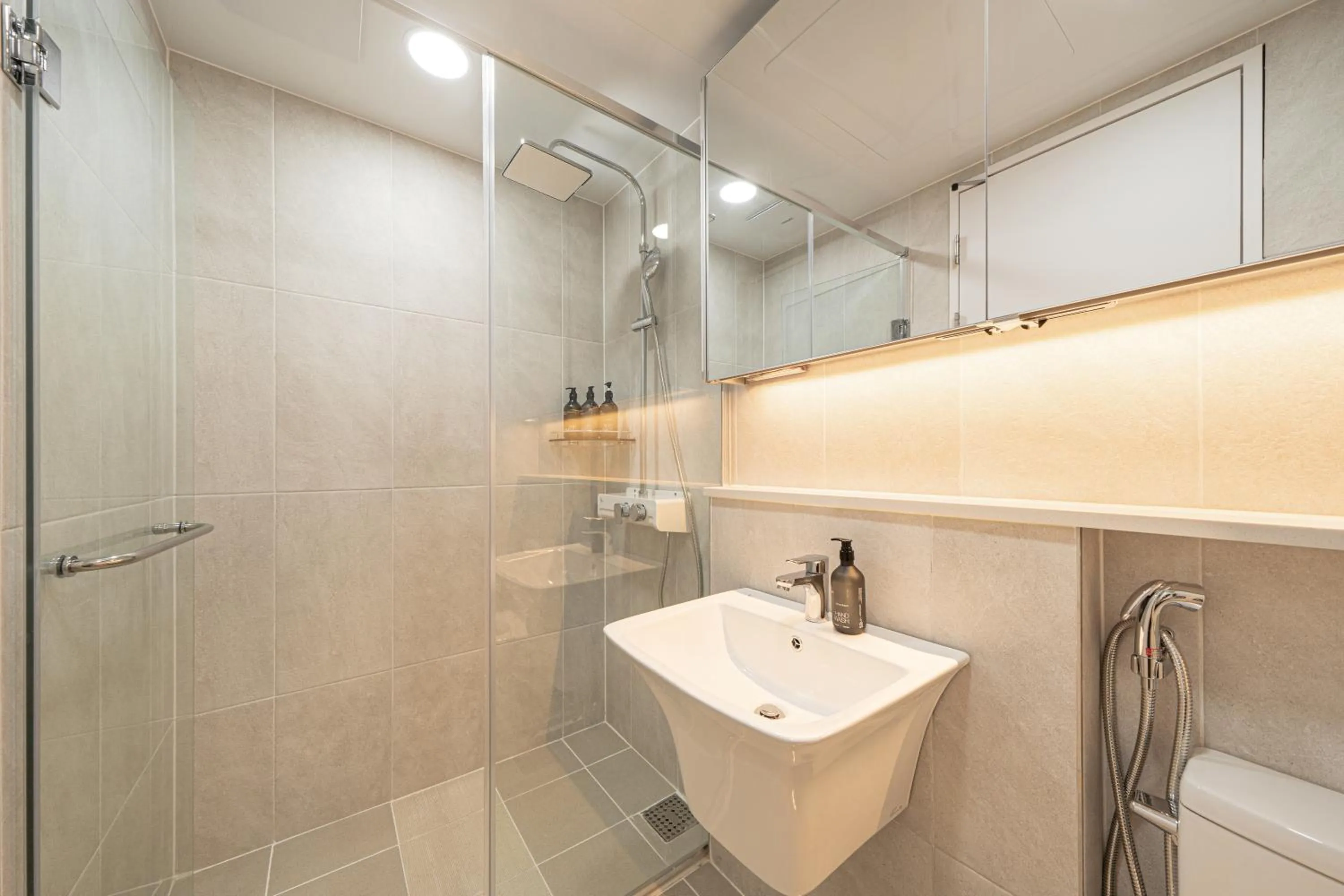 Shower in Urbanstay Dangjin Terminal