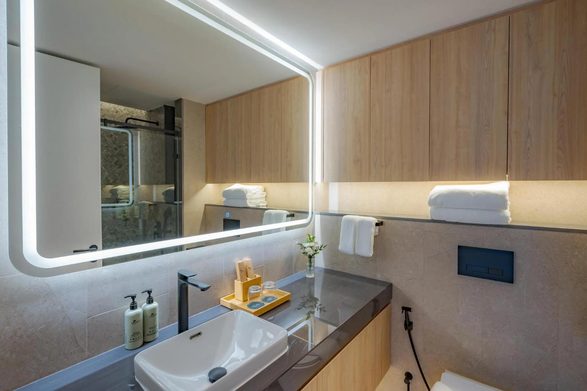 towels in La Green Hotel and Residence