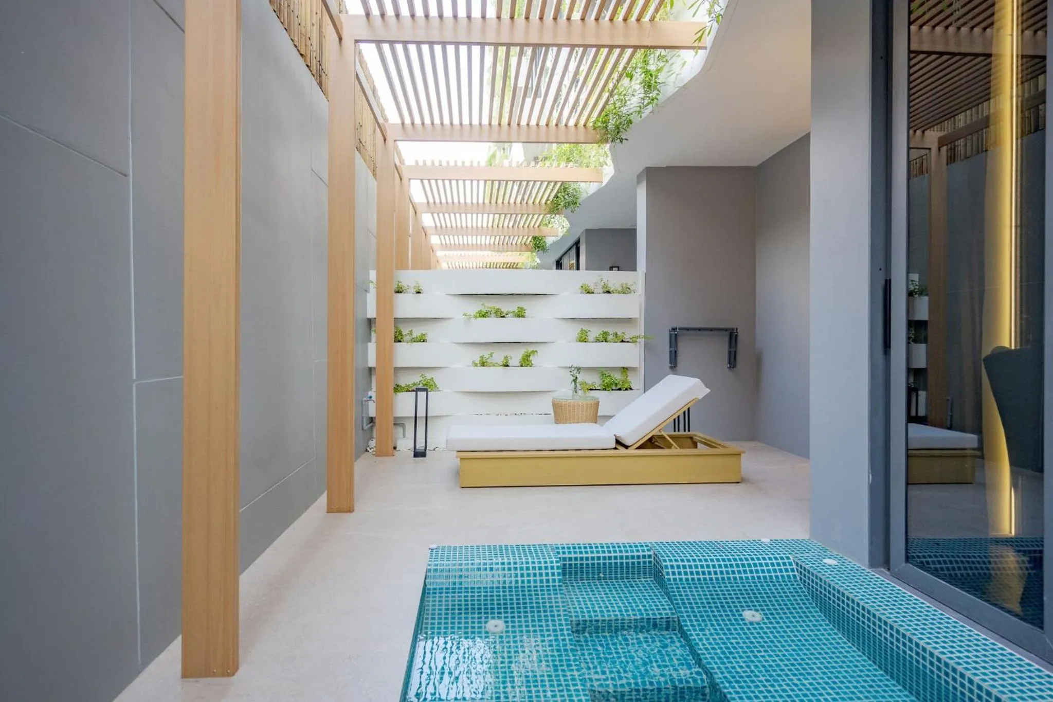 Balcony/Terrace in La Green Hotel and Residence